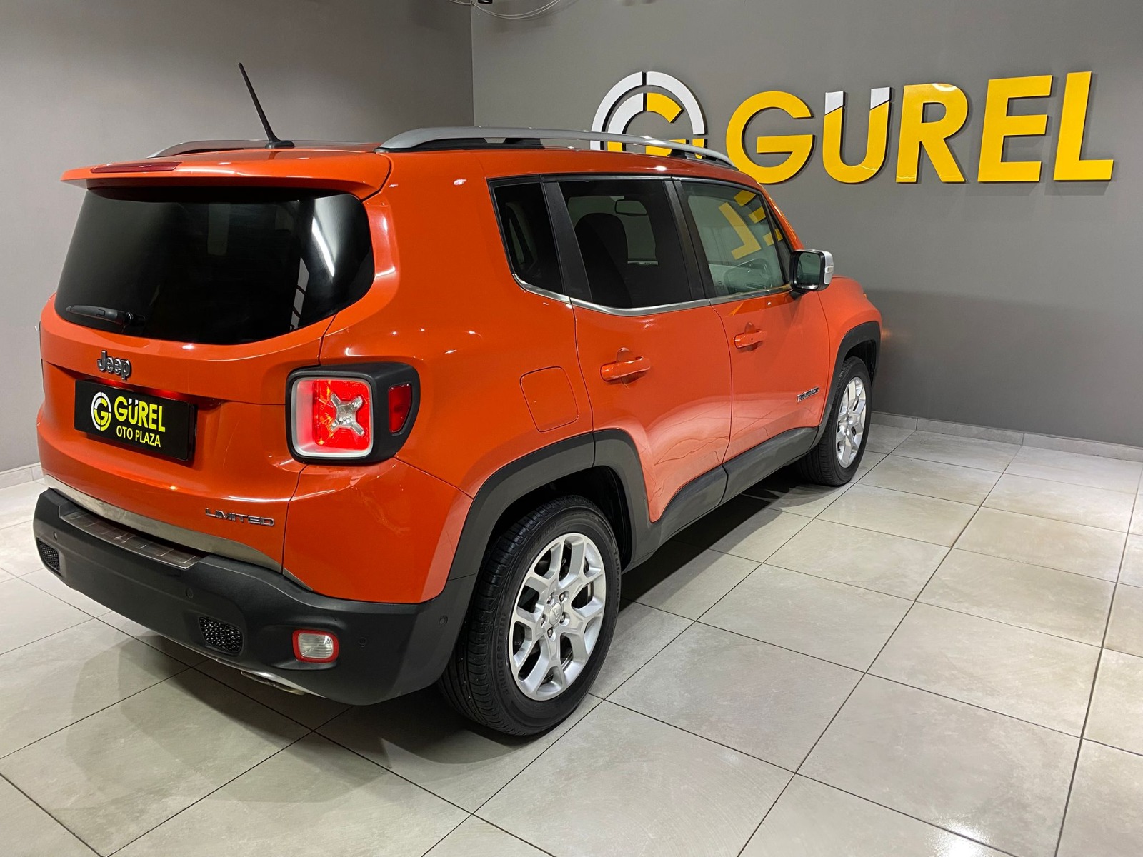 2017 Benzin Otomatik Jeep Renegade Turuncu Gürel Tasarım Aksesuar Otomotiv San. Tic. Ltd. Şti.