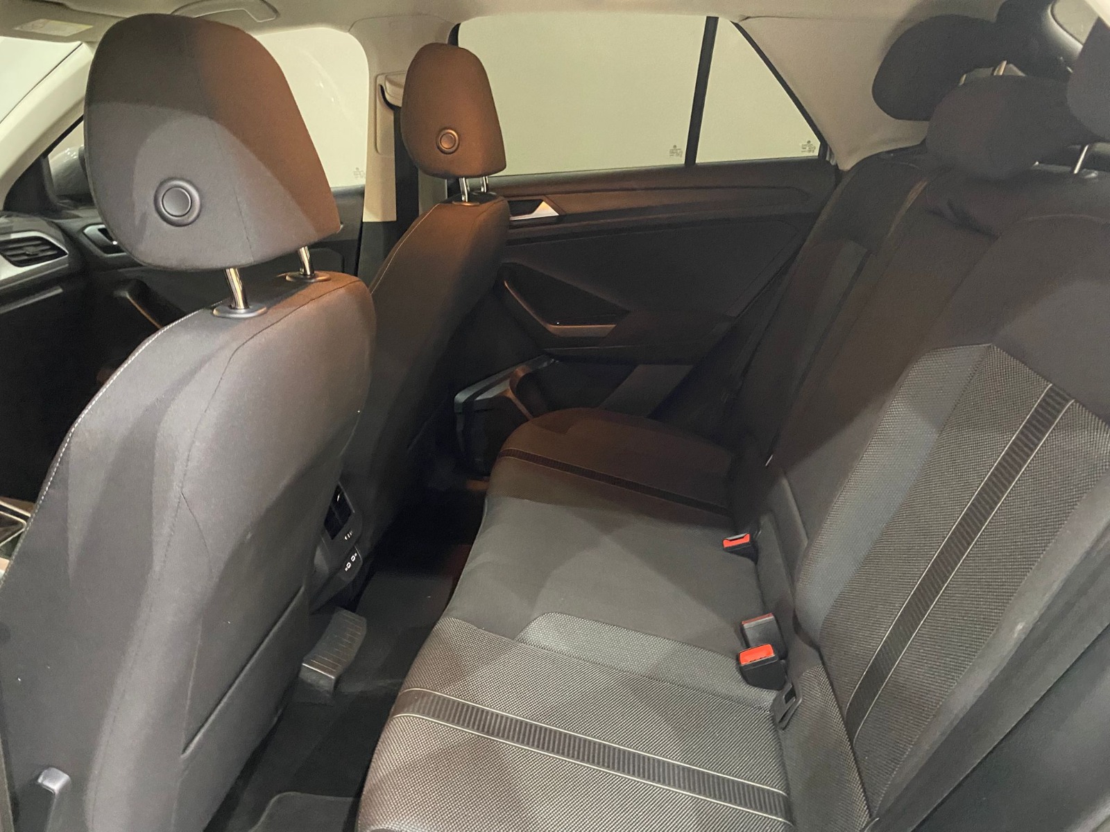 2023 Benzin Otomatik Volkswagen T-Roc Gümüş Gri Gürel Tasarım Aksesuar Otomotiv San. Tic. Ltd. Şti.