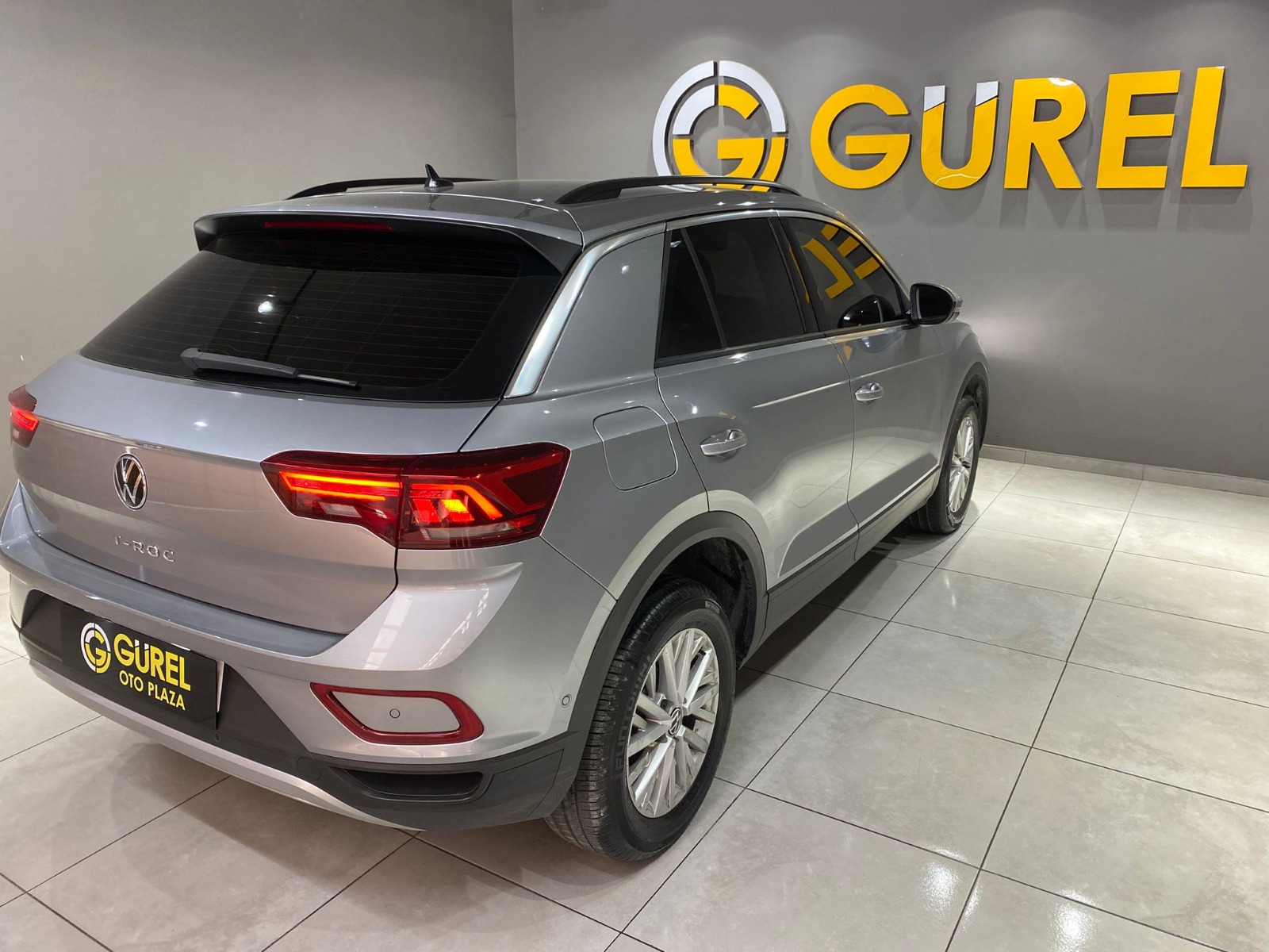 2023 Benzin Otomatik Volkswagen T-Roc Gümüş Gri Gürel Tasarım Aksesuar Otomotiv San. Tic. Ltd. Şti.