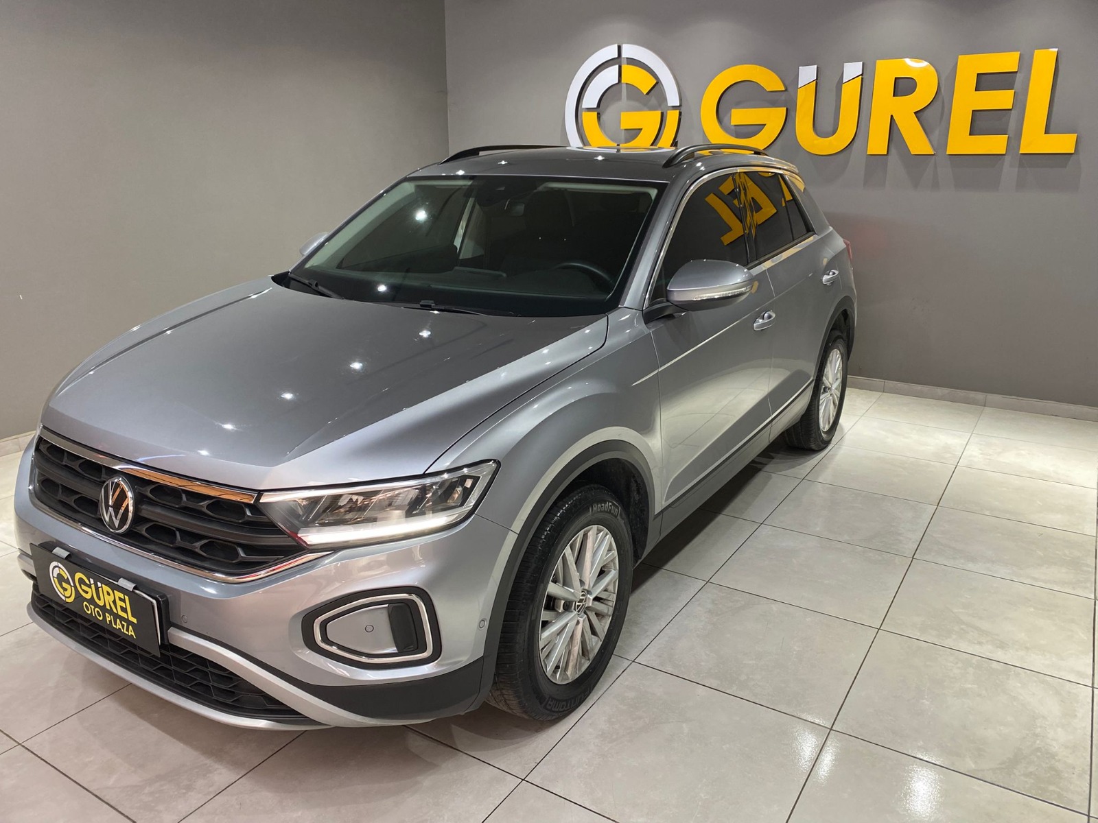 2023 Benzin Otomatik Volkswagen T-Roc Gümüş Gri Gürel Tasarım Aksesuar Otomotiv San. Tic. Ltd. Şti.