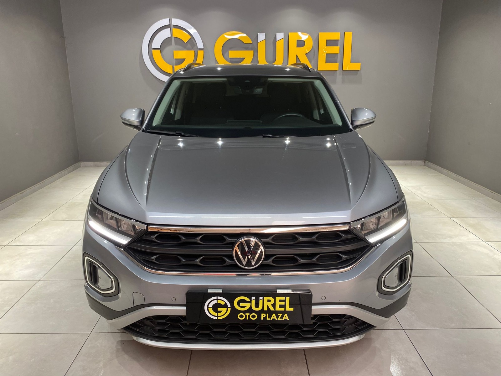 2023 Benzin Otomatik Volkswagen T-Roc Gümüş Gri Gürel Tasarım Aksesuar Otomotiv San. Tic. Ltd. Şti.