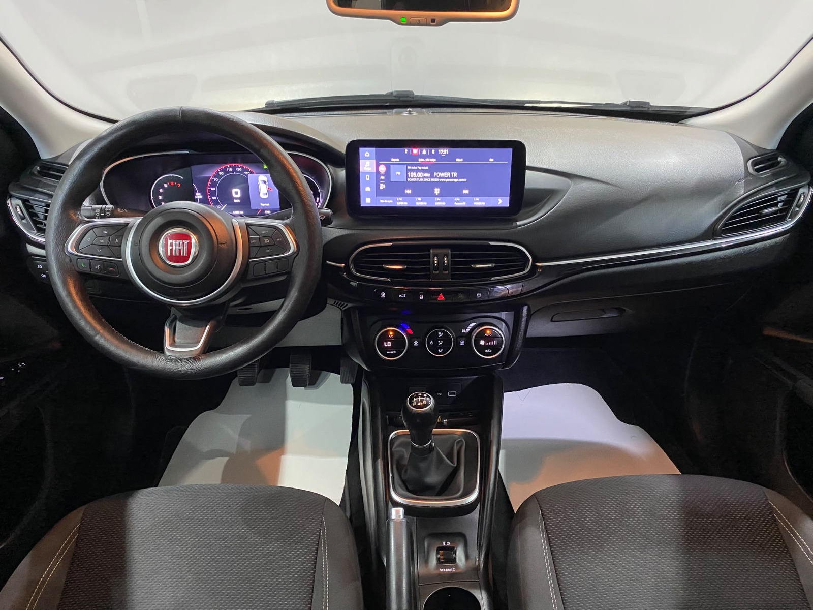 2021 Benzin Manuel Fiat Egea Beyaz Gürel Tasarım Aksesuar Otomotiv San. Tic. Ltd. Şti.