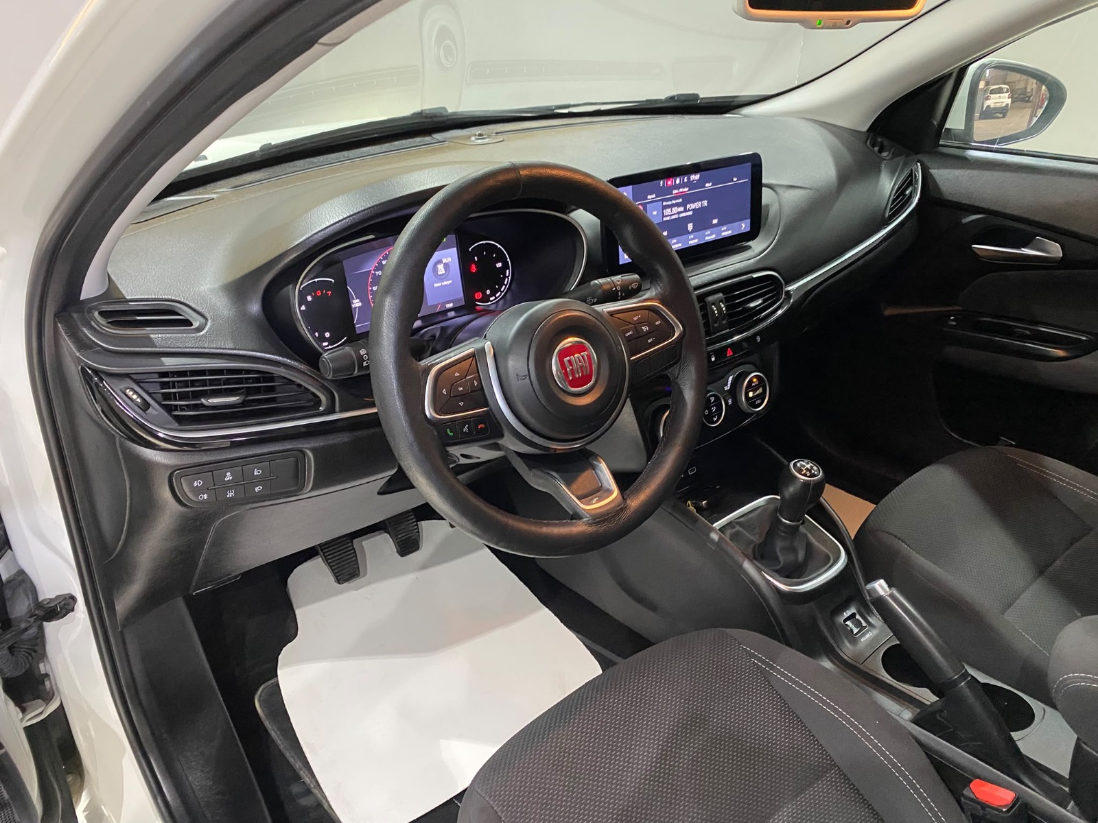 2021 Benzin Manuel Fiat Egea Beyaz Gürel Tasarım Aksesuar Otomotiv San. Tic. Ltd. Şti.