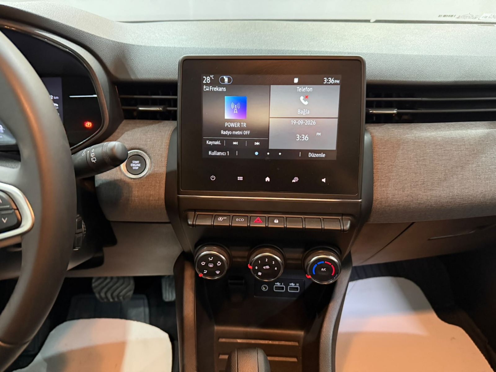 2025 Benzin Otomatik Renault Clio Gri Gürel Tasarım Aksesuar Otomotiv San. Tic. Ltd. Şti.