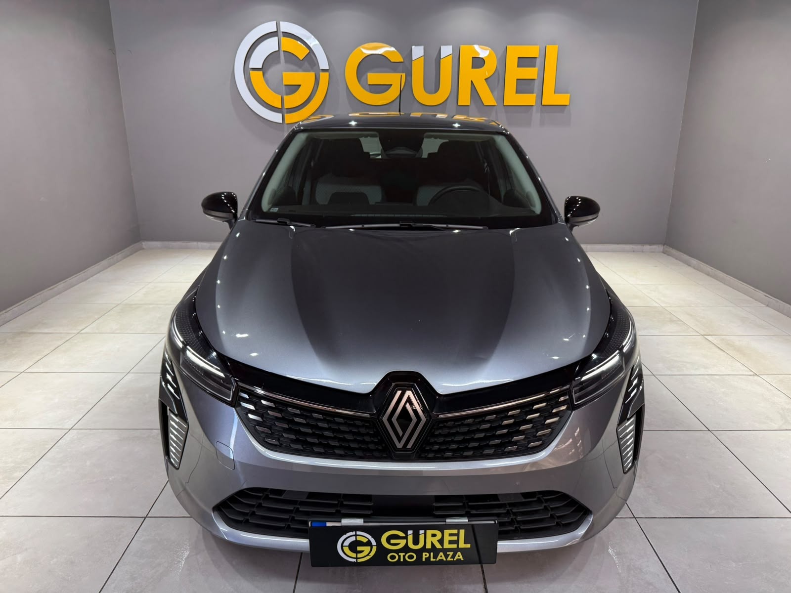 2025 Benzin Otomatik Renault Clio Gri Gürel Tasarım Aksesuar Otomotiv San. Tic. Ltd. Şti.