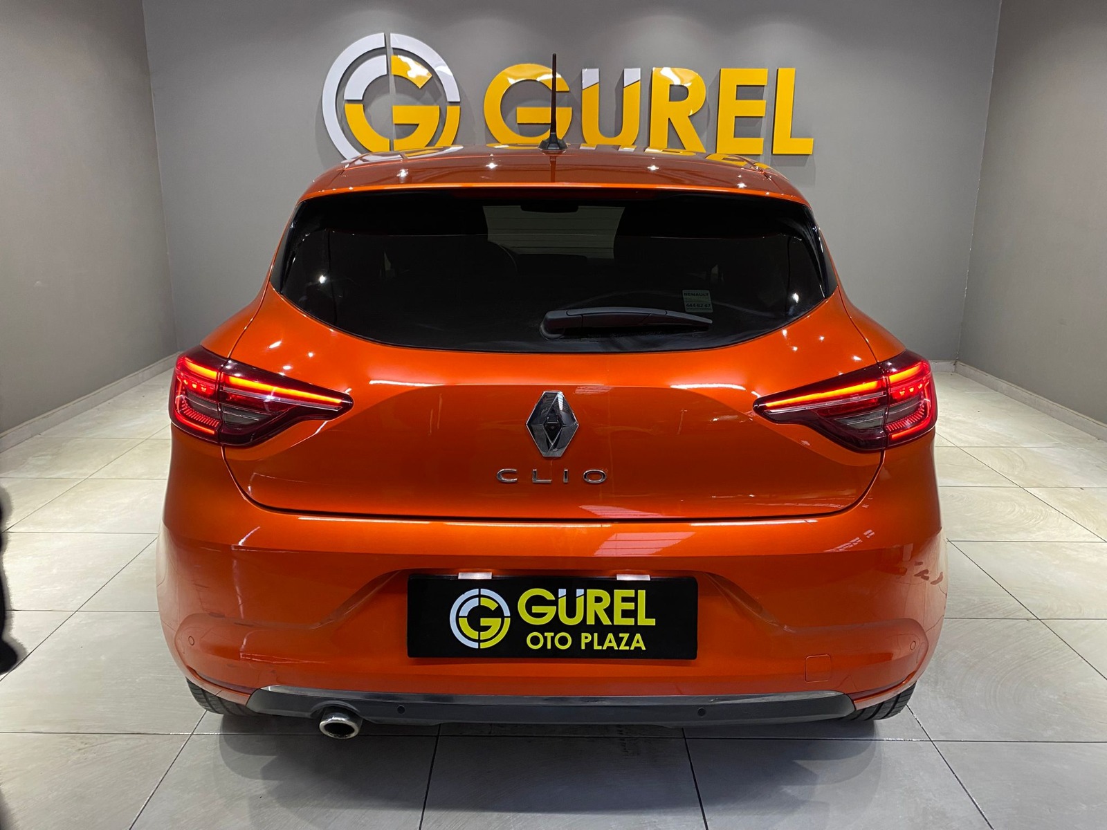 2020 Benzin Otomatik Renault Clio Turuncu Gürel Tasarım Aksesuar Otomotiv San. Tic. Ltd. Şti.