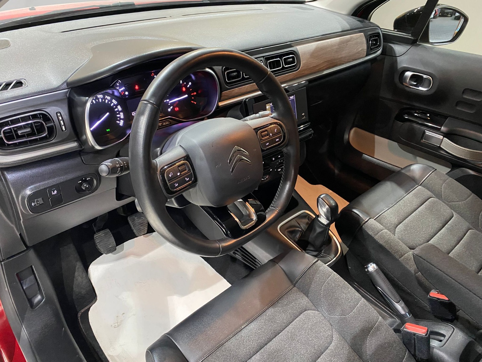 2021 Benzin Manuel Citroen C3 Kırmızı Gürel Tasarım Aksesuar Otomotiv San. Tic. Ltd. Şti.