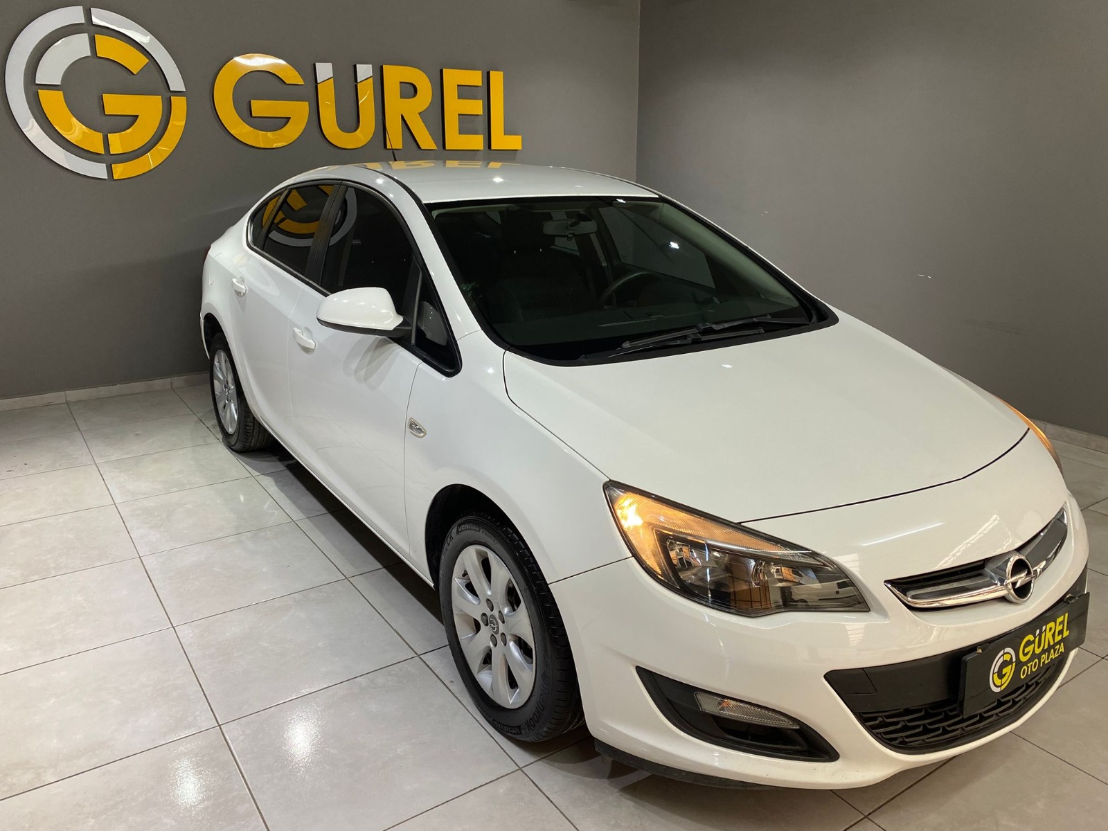 2018 Benzin Manuel Opel Astra Beyaz Gürel Tasarım Aksesuar Otomotiv San. Tic. Ltd. Şti.