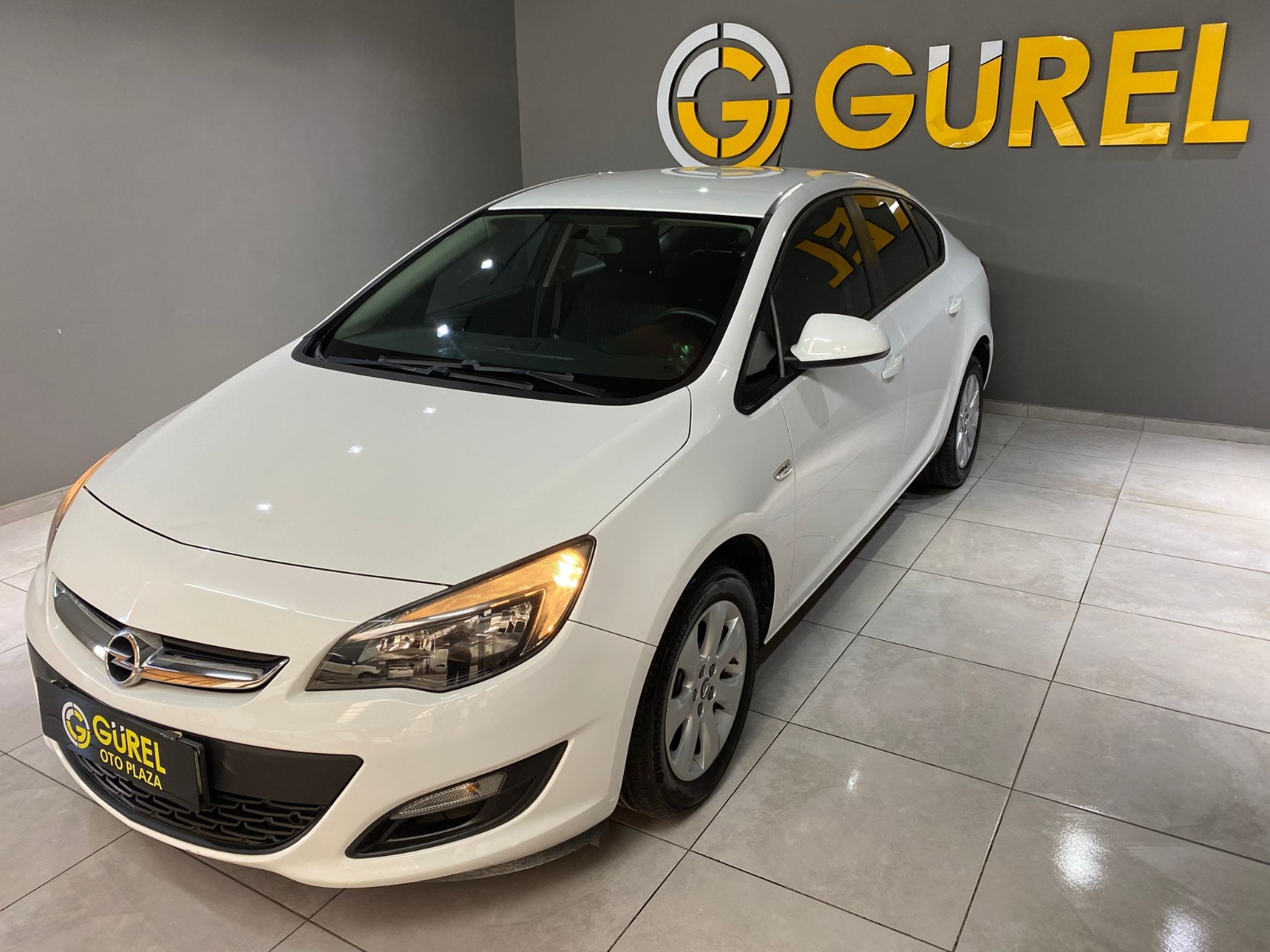 2018 Benzin Manuel Opel Astra Beyaz Gürel Tasarım Aksesuar Otomotiv San. Tic. Ltd. Şti.