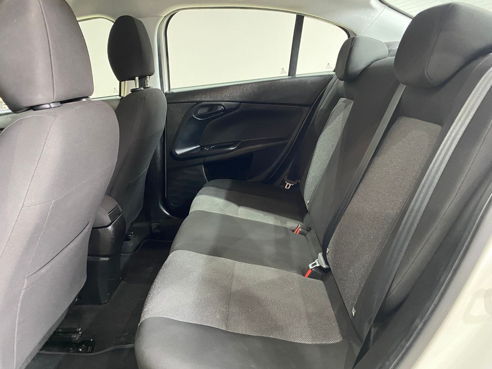 2023 Dizel Manuel Fiat Egea Beyaz Gürel Tasarım Aksesuar Otomotiv San. Tic. Ltd. Şti.