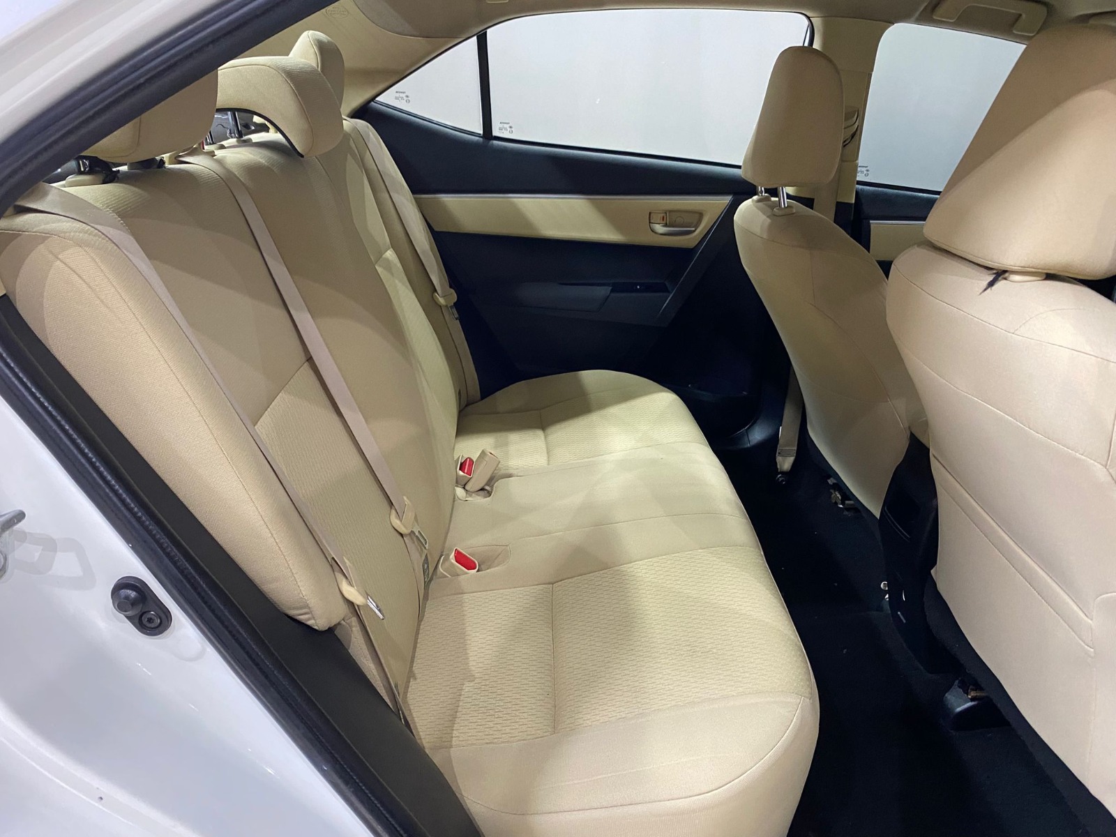 2016 Benzin Manuel Toyota Corolla Beyaz Gürel Tasarım Aksesuar Otomotiv San. Tic. Ltd. Şti.