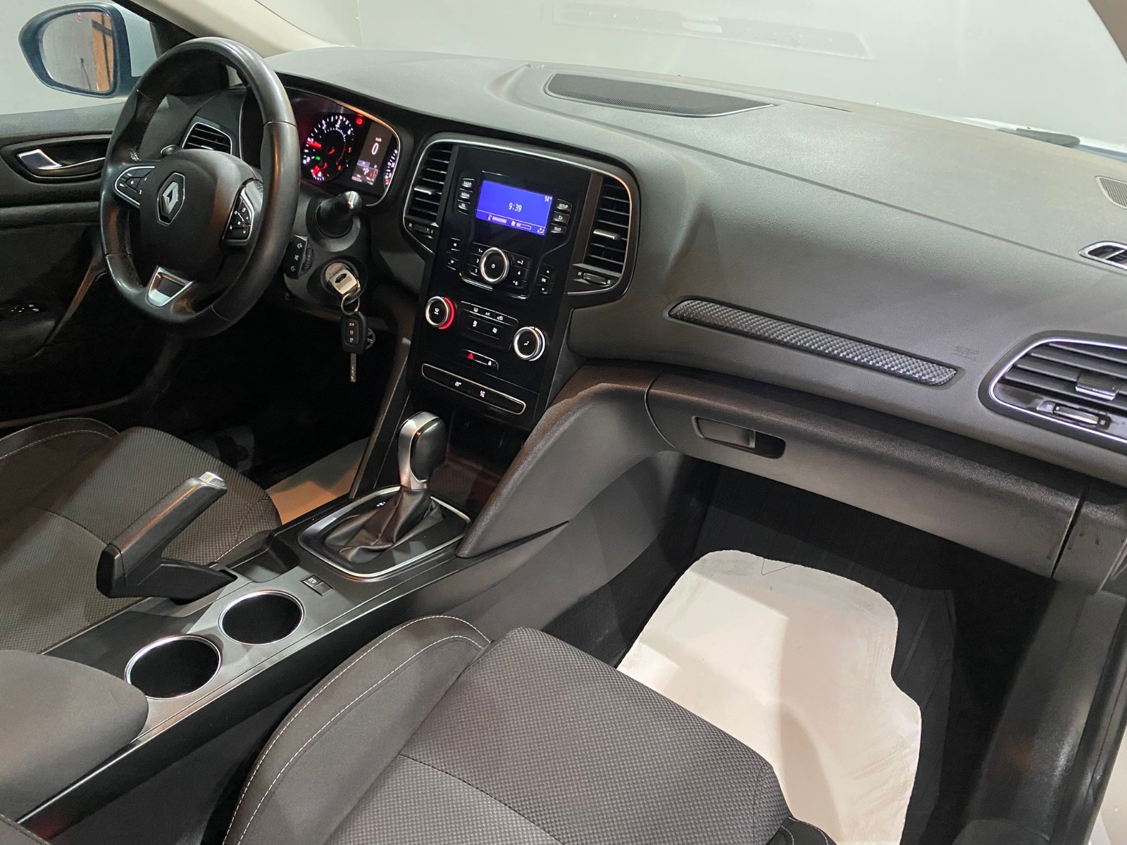 2021 Dizel Otomatik Renault Megane Beyaz Gürel Tasarım Aksesuar Otomotiv San. Tic. Ltd. Şti.