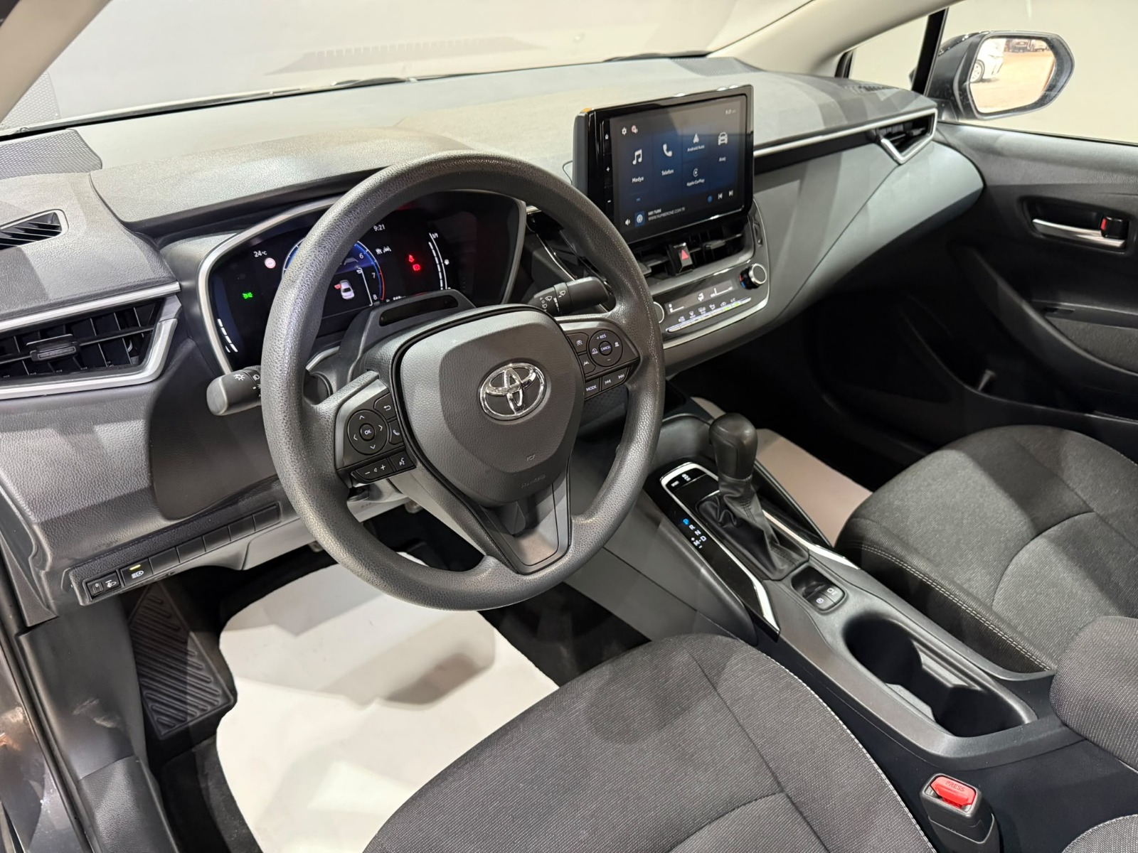 2026 Benzin Otomatik Toyota Corolla Gri Gürel Tasarım Aksesuar Otomotiv San. Tic. Ltd. Şti.
