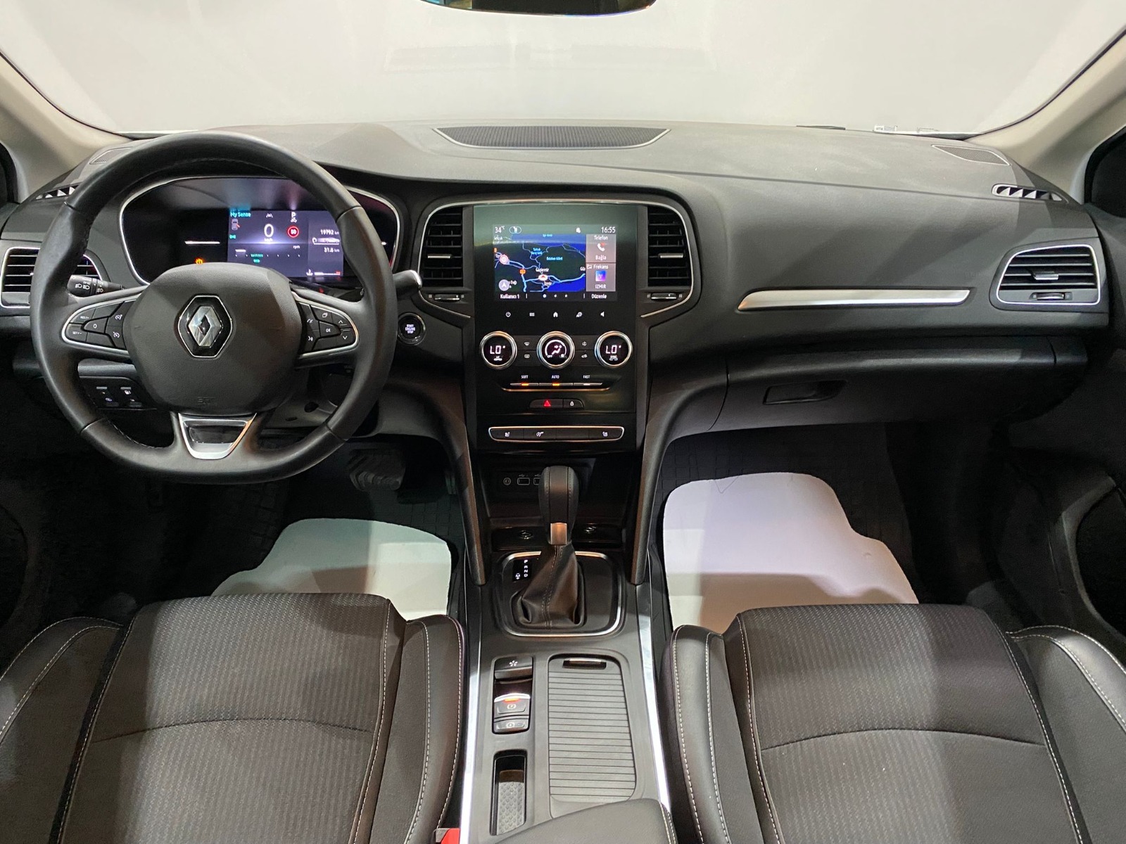 2025 Dizel Otomatik Renault Megane Beyaz Gürel Tasarım Aksesuar Otomotiv San. Tic. Ltd. Şti.