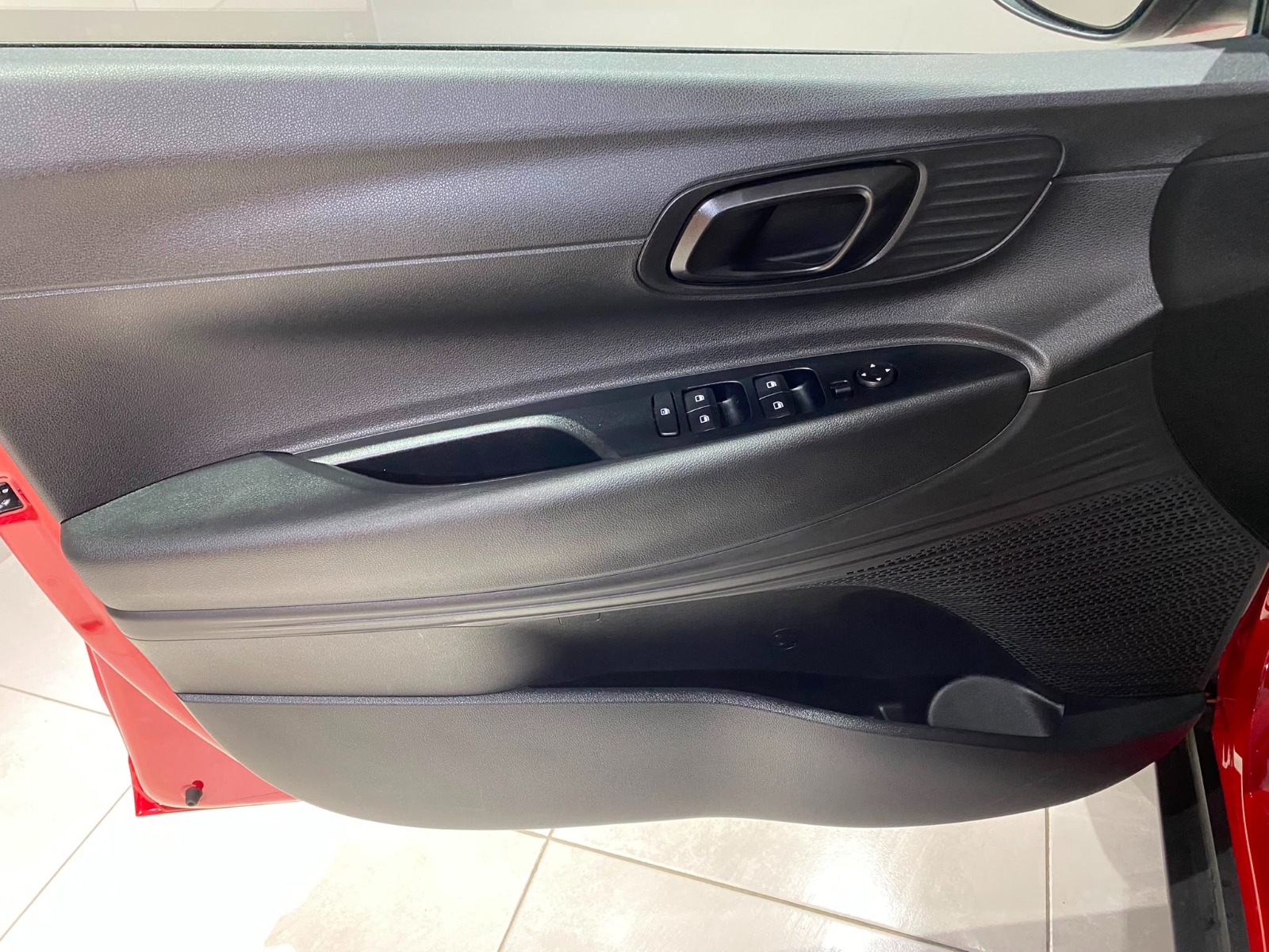 2025 Benzin Otomatik Hyundai Bayon Kırmızı Gürel Tasarım Aksesuar Otomotiv San. Tic. Ltd. Şti.