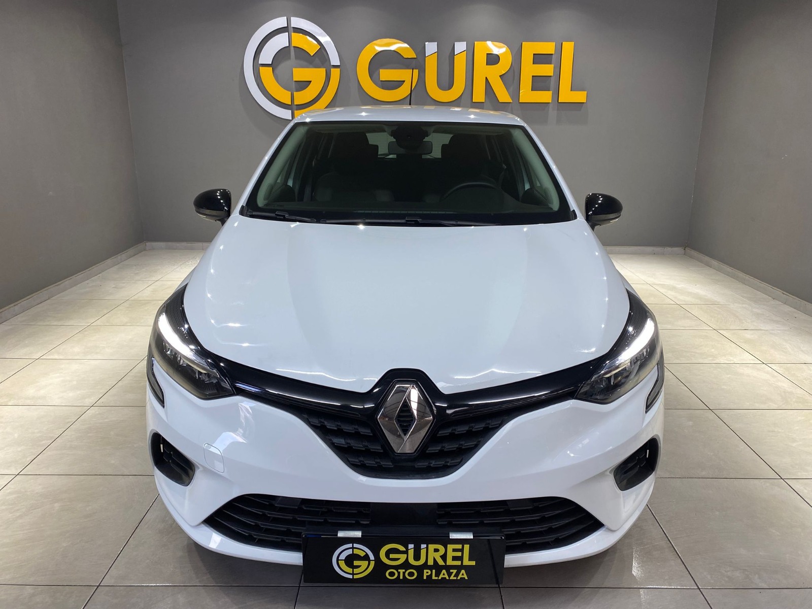 2022 Benzin Otomatik Renault Clio Beyaz Gürel Tasarım Aksesuar Otomotiv San. Tic. Ltd. Şti.