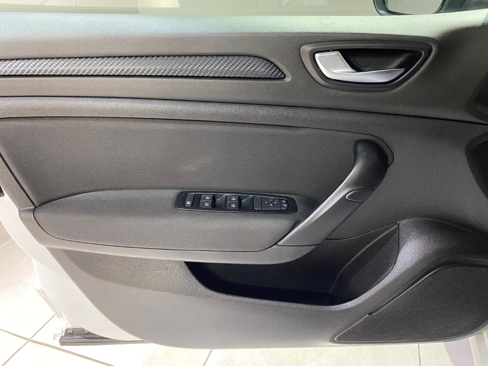 2022 Benzin Otomatik Renault Megane Beyaz Gürel Tasarım Aksesuar Otomotiv San. Tic. Ltd. Şti.