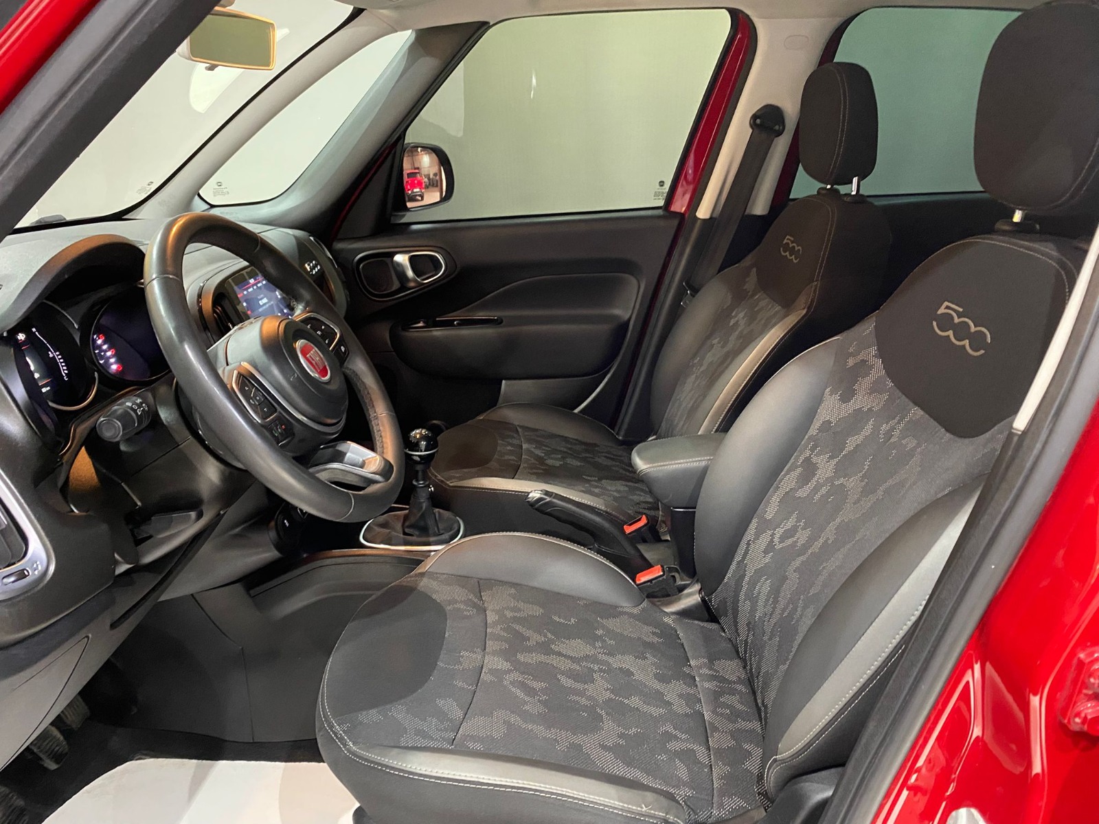 2021 Benzin Manuel Fiat 500 L Kırmızı Gürel Tasarım Aksesuar Otomotiv San. Tic. Ltd. Şti.