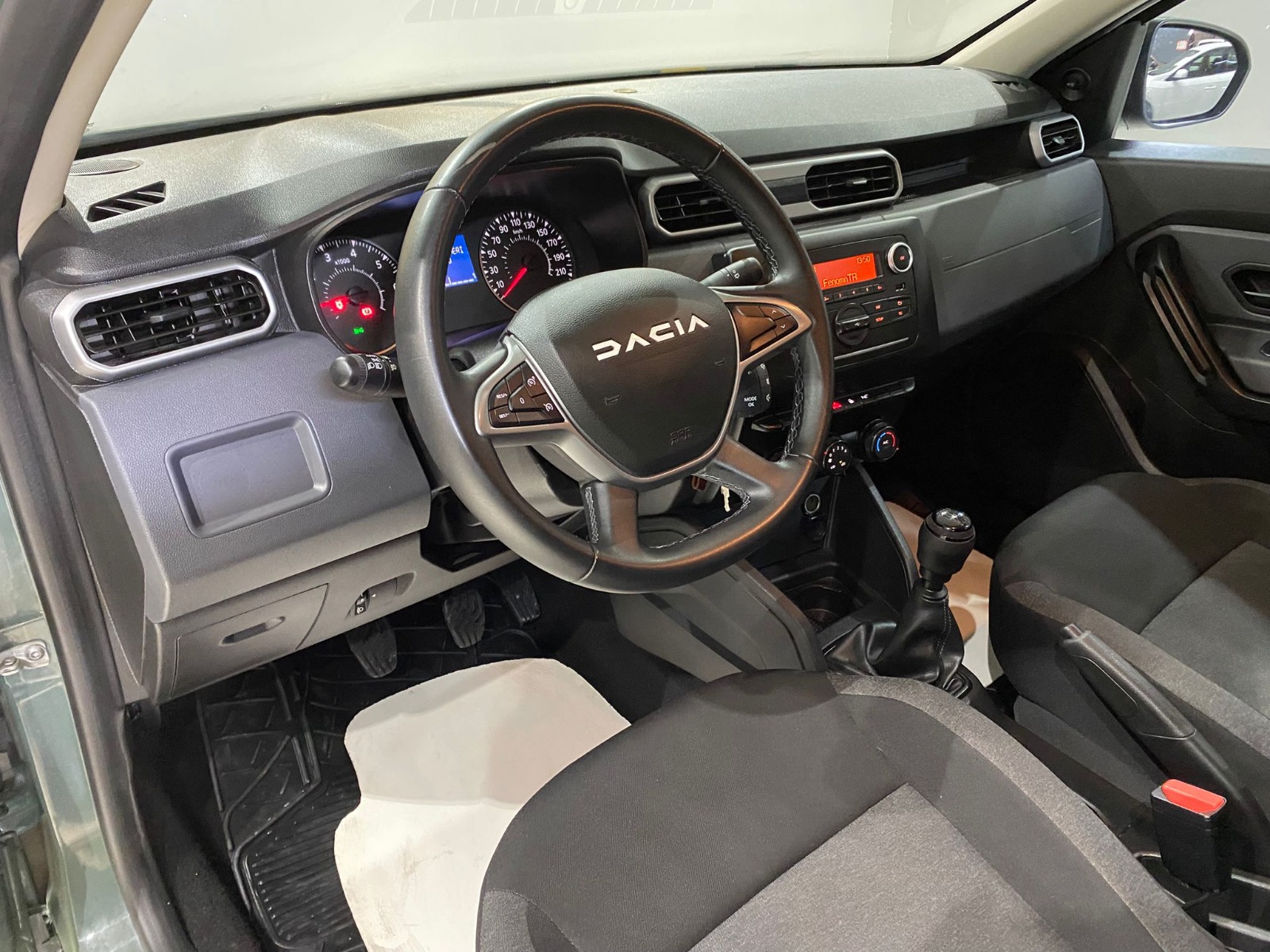 2023 Dizel Manuel Dacia Duster Yeşil Gürel Tasarım Aksesuar Otomotiv San. Tic. Ltd. Şti.