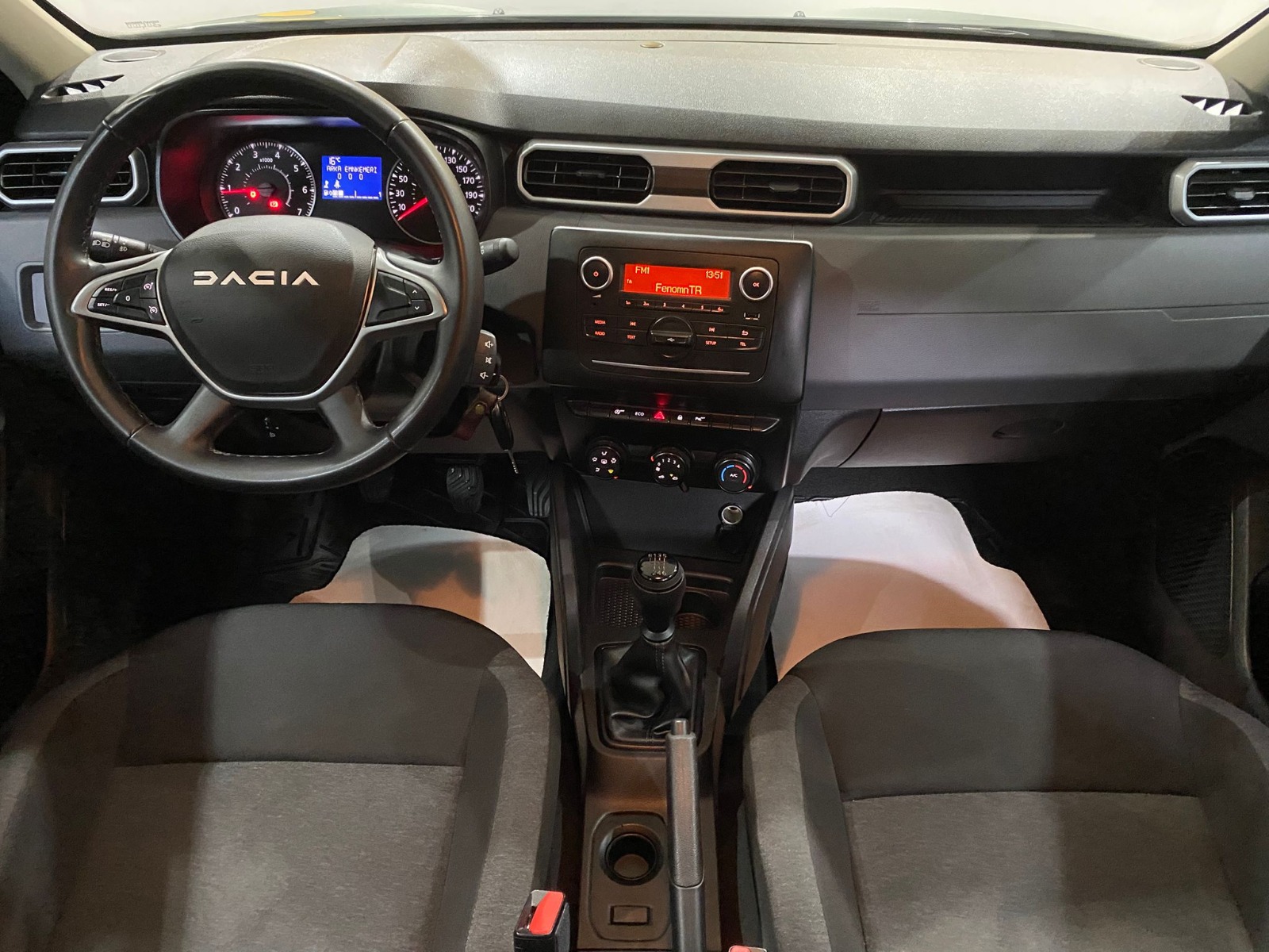 2023 Dizel Manuel Dacia Duster Yeşil Gürel Tasarım Aksesuar Otomotiv San. Tic. Ltd. Şti.