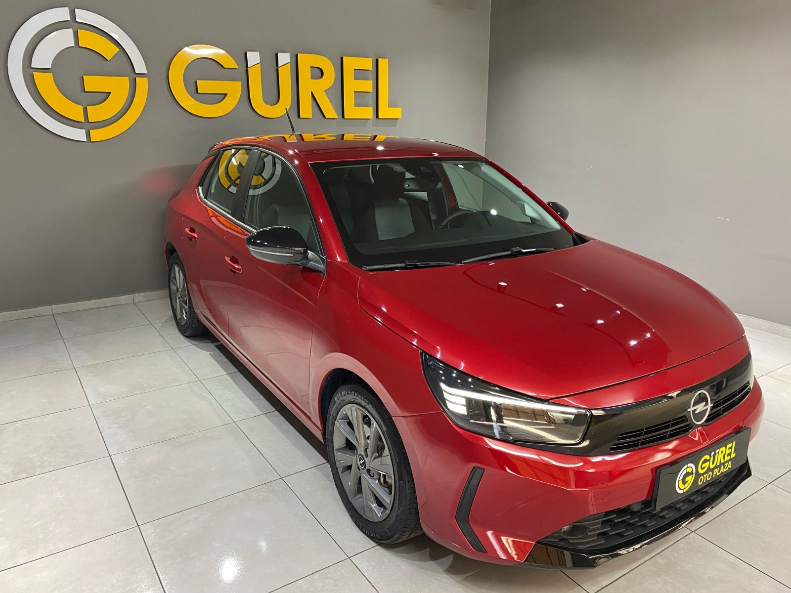 2024 Benzin Otomatik Opel Corsa Kırmızı Gürel Tasarım Aksesuar Otomotiv San. Tic. Ltd. Şti.