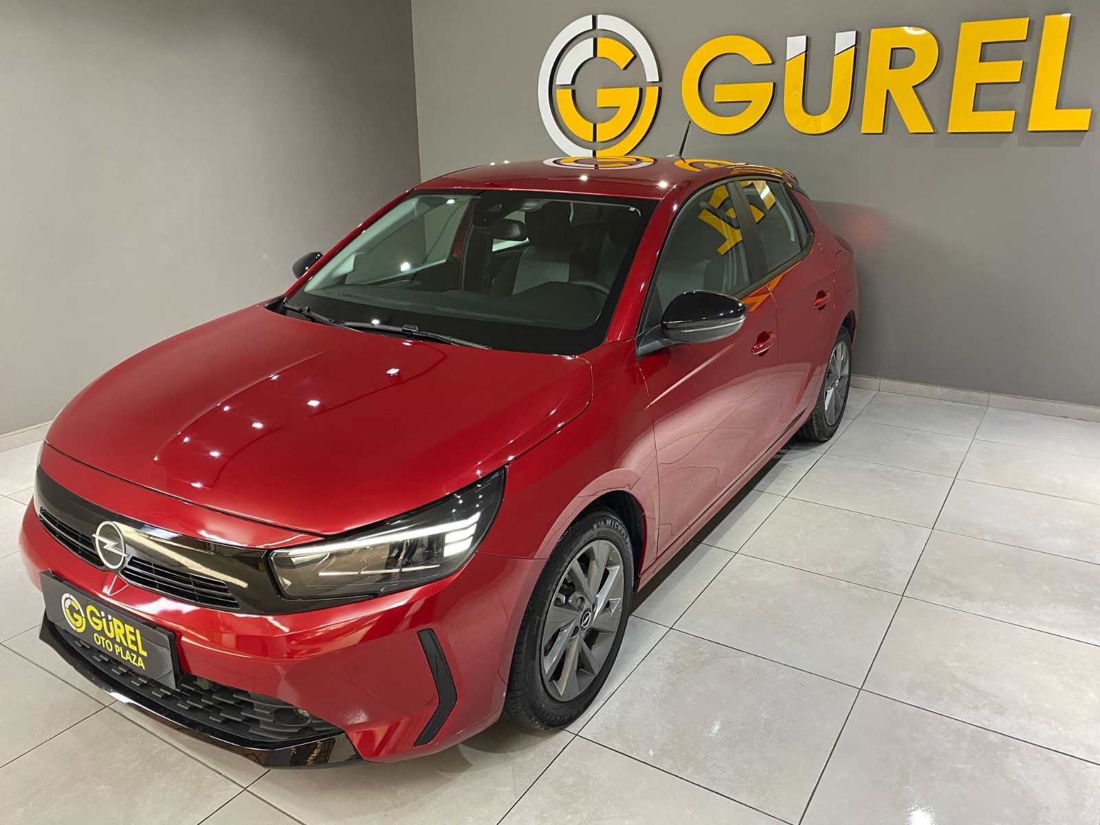 2024 Benzin Otomatik Opel Corsa Kırmızı Gürel Tasarım Aksesuar Otomotiv San. Tic. Ltd. Şti.
