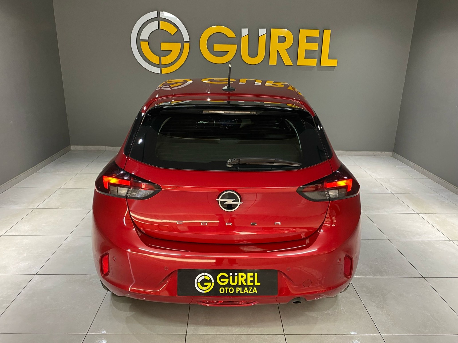 2024 Benzin Otomatik Opel Corsa Kırmızı Gürel Tasarım Aksesuar Otomotiv San. Tic. Ltd. Şti.