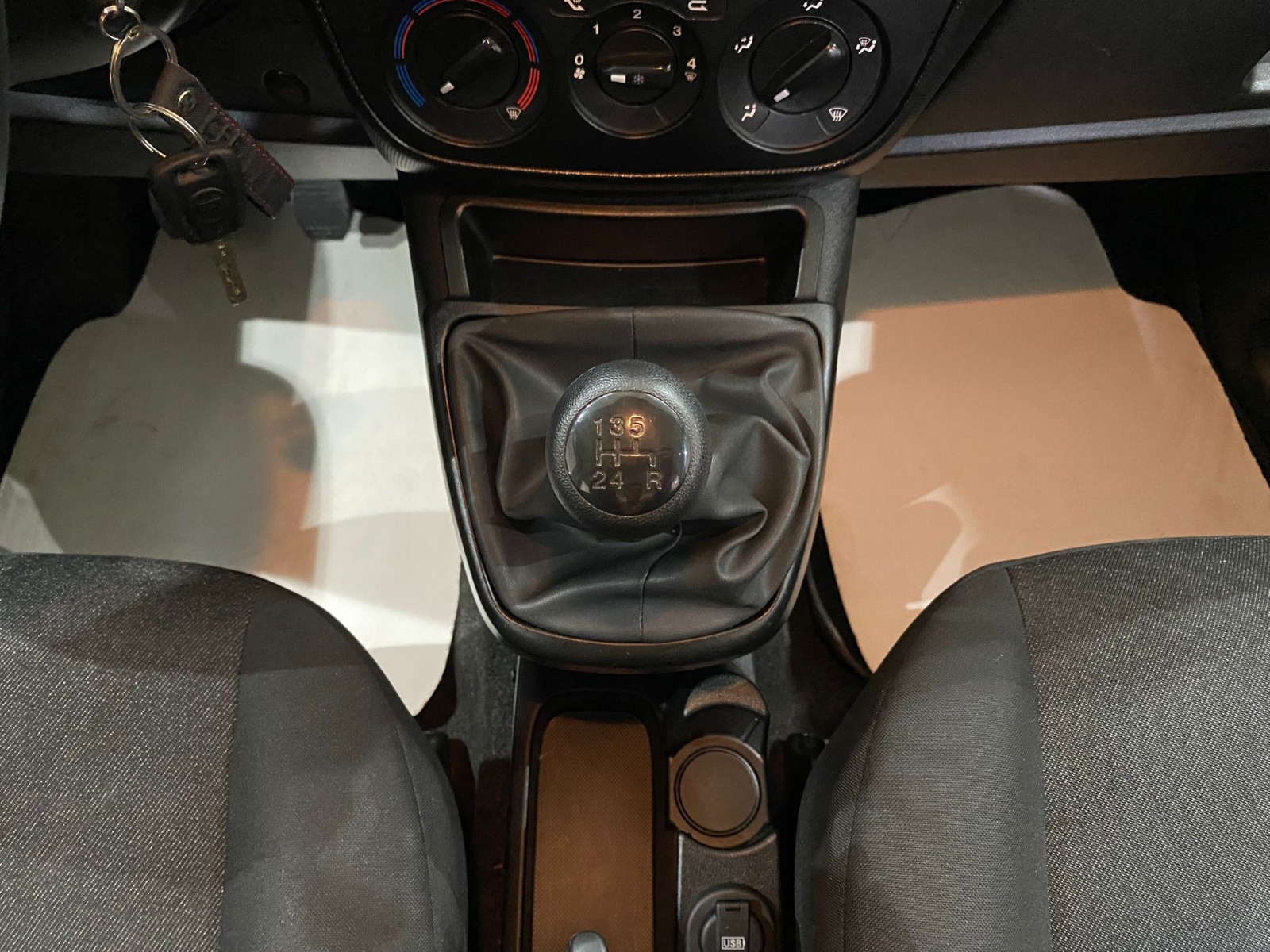 2024 Benzin Manuel Fiat Fiorino Beyaz Gürel Tasarım Aksesuar Otomotiv San. Tic. Ltd. Şti.