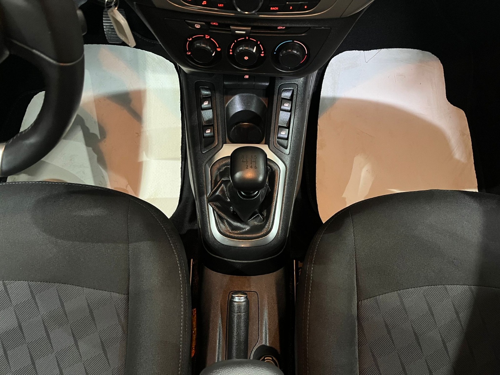 2024 Dizel Manuel Citroen C-Elysee Beyaz Gürel Tasarım Aksesuar Otomotiv San. Tic. Ltd. Şti.