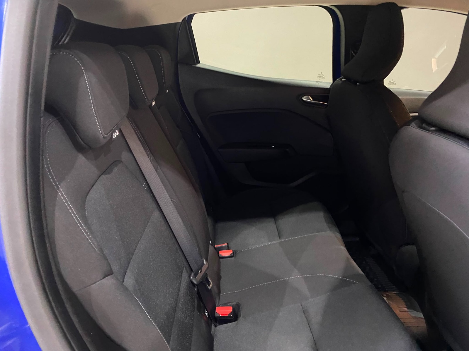 2023 Benzin Manuel Renault Clio Mavi Gürel Tasarım Aksesuar Otomotiv San. Tic. Ltd. Şti.