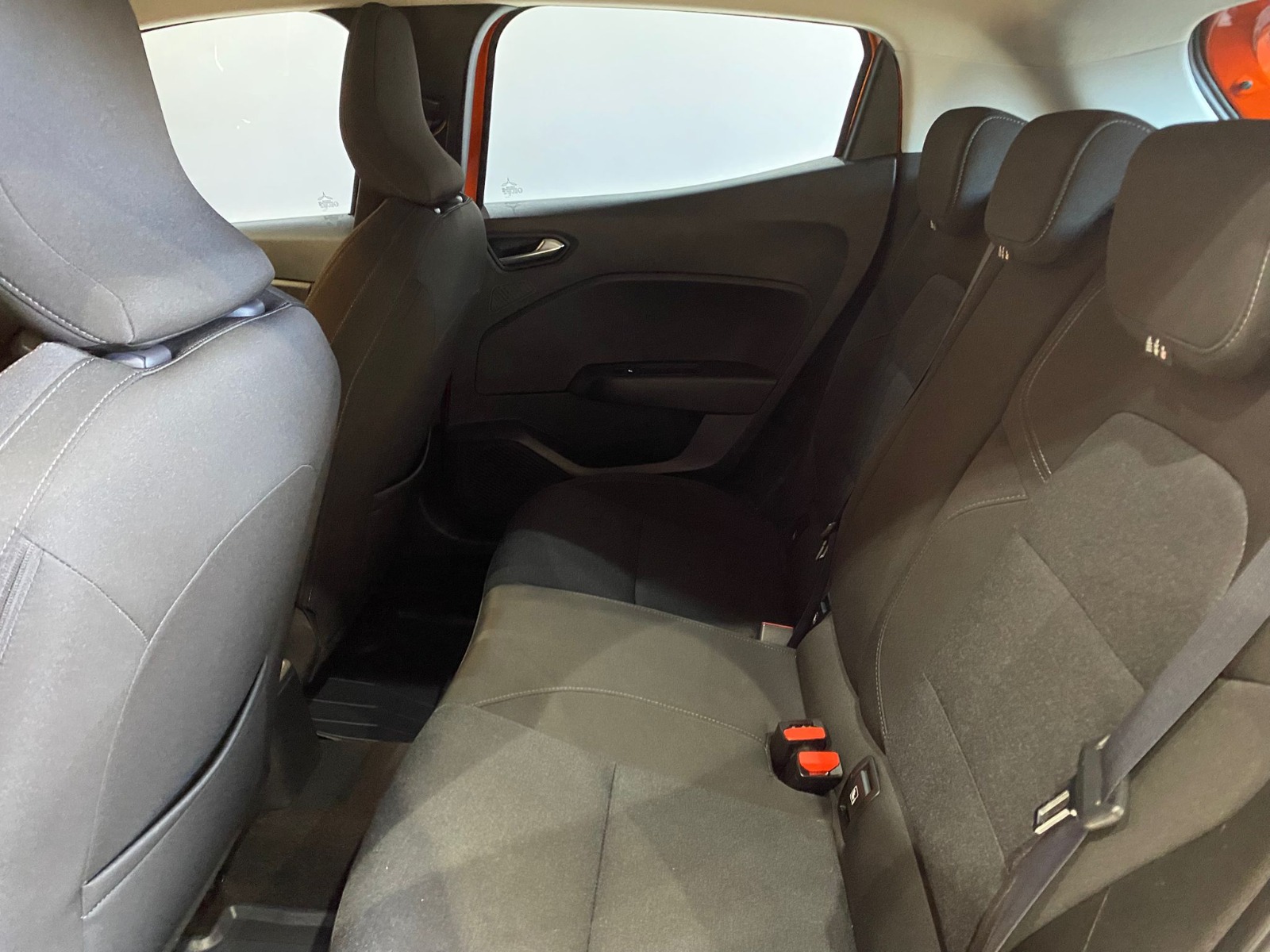 2022 Benzin Otomatik Renault Clio Turuncu Gürel Tasarım Aksesuar Otomotiv San. Tic. Ltd. Şti.
