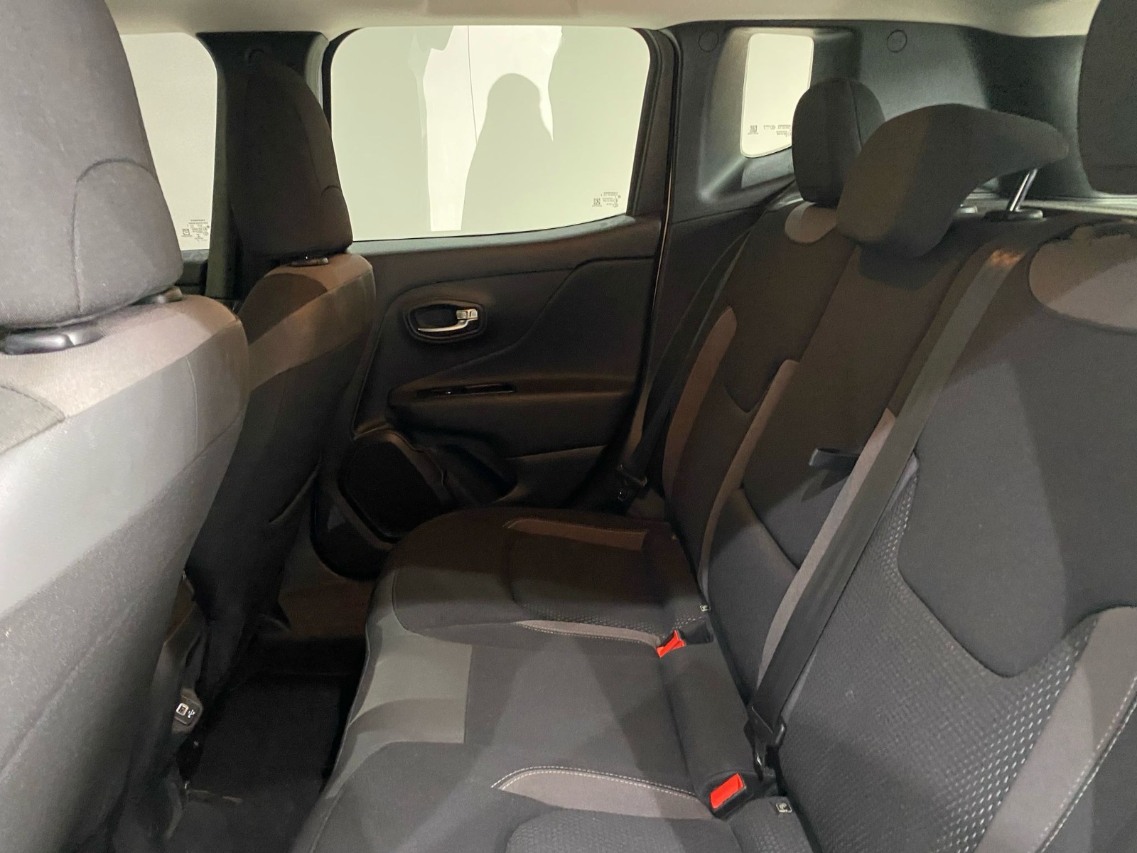 2022 Benzin Otomatik Jeep Renegade Beyaz Gürel Tasarım Aksesuar Otomotiv San. Tic. Ltd. Şti.