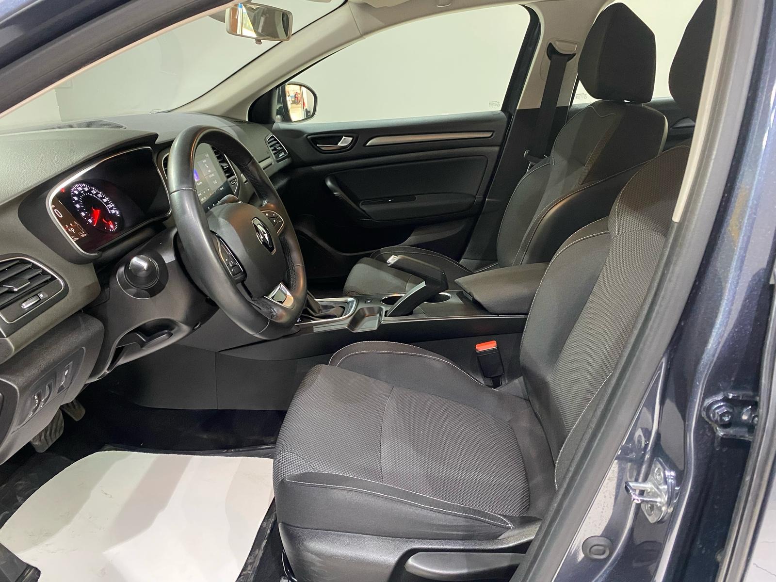 2022 Dizel Otomatik Renault Megane Gri Gürel Tasarım Aksesuar Otomotiv San. Tic. Ltd. Şti.