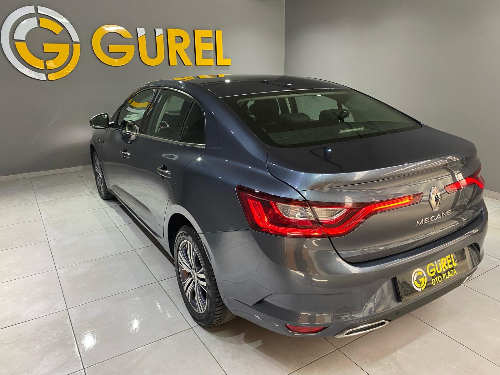 2022 Dizel Otomatik Renault Megane Gri Gürel Tasarım Aksesuar Otomotiv San. Tic. Ltd. Şti.