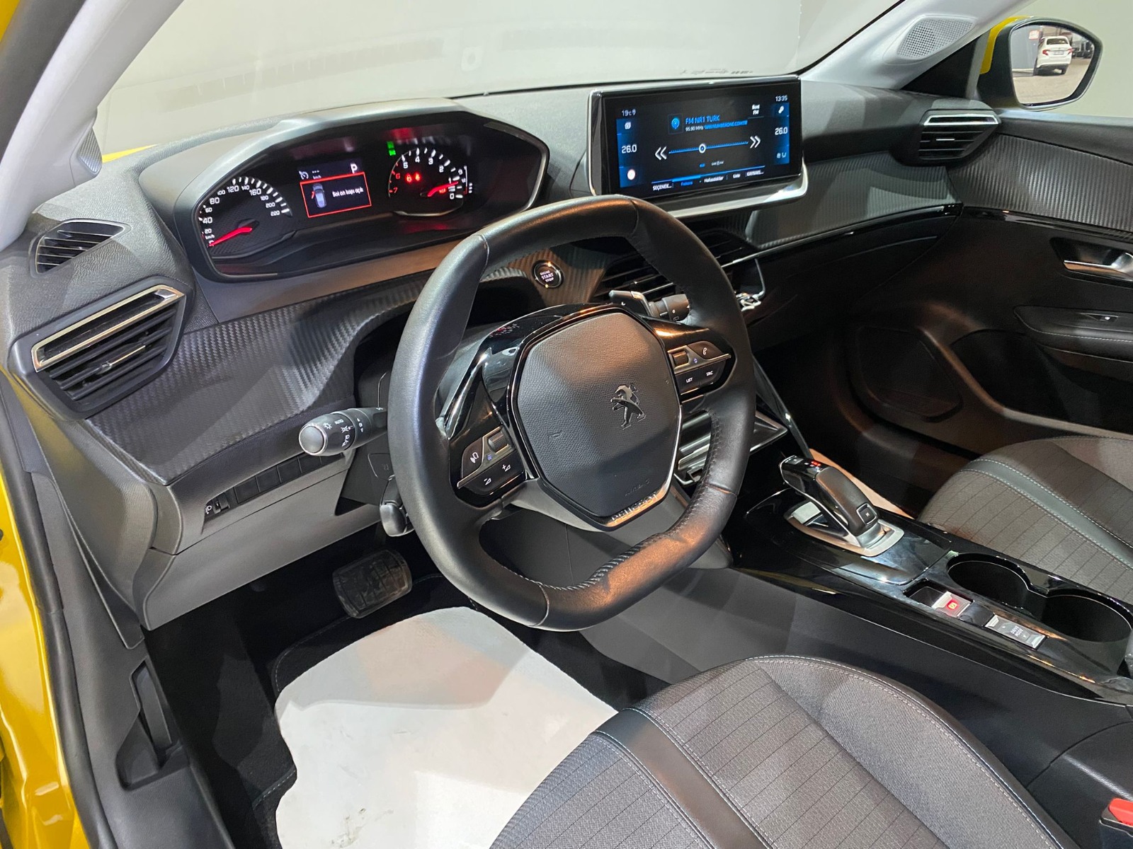 2021 Benzin Otomatik Peugeot 208 Sarı Gürel Tasarım Aksesuar Otomotiv San. Tic. Ltd. Şti.