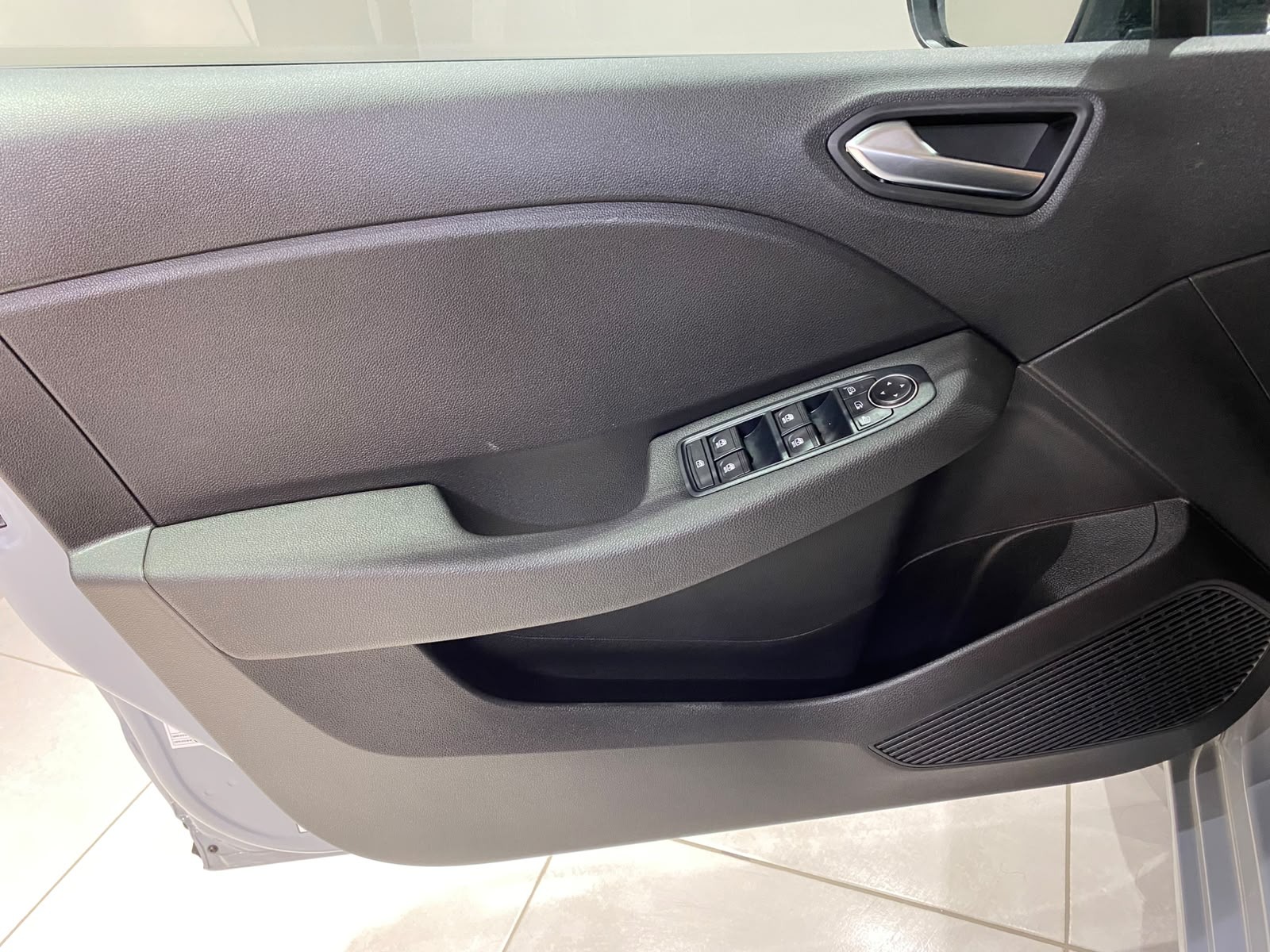 2026 Benzin Otomatik Renault Clio Gri Gürel Tasarım Aksesuar Otomotiv San. Tic. Ltd. Şti.