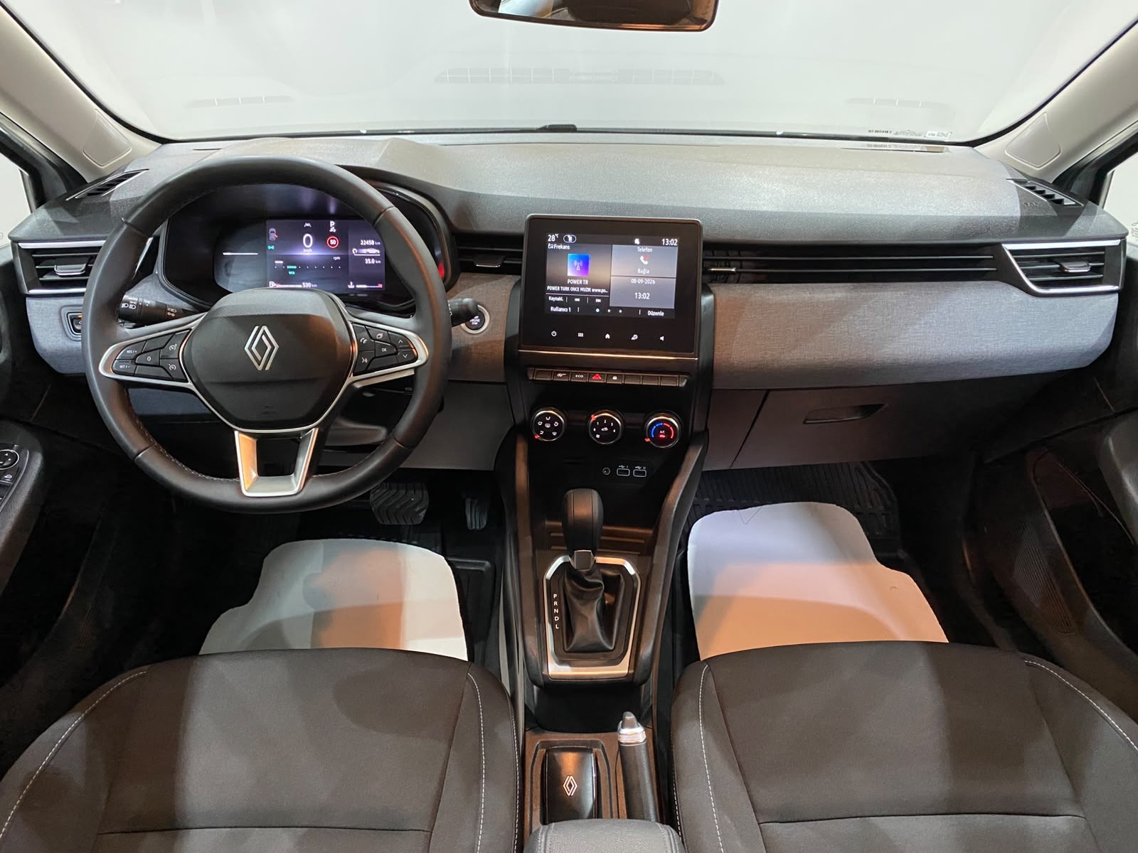 2026 Benzin Otomatik Renault Clio Gri Gürel Tasarım Aksesuar Otomotiv San. Tic. Ltd. Şti.