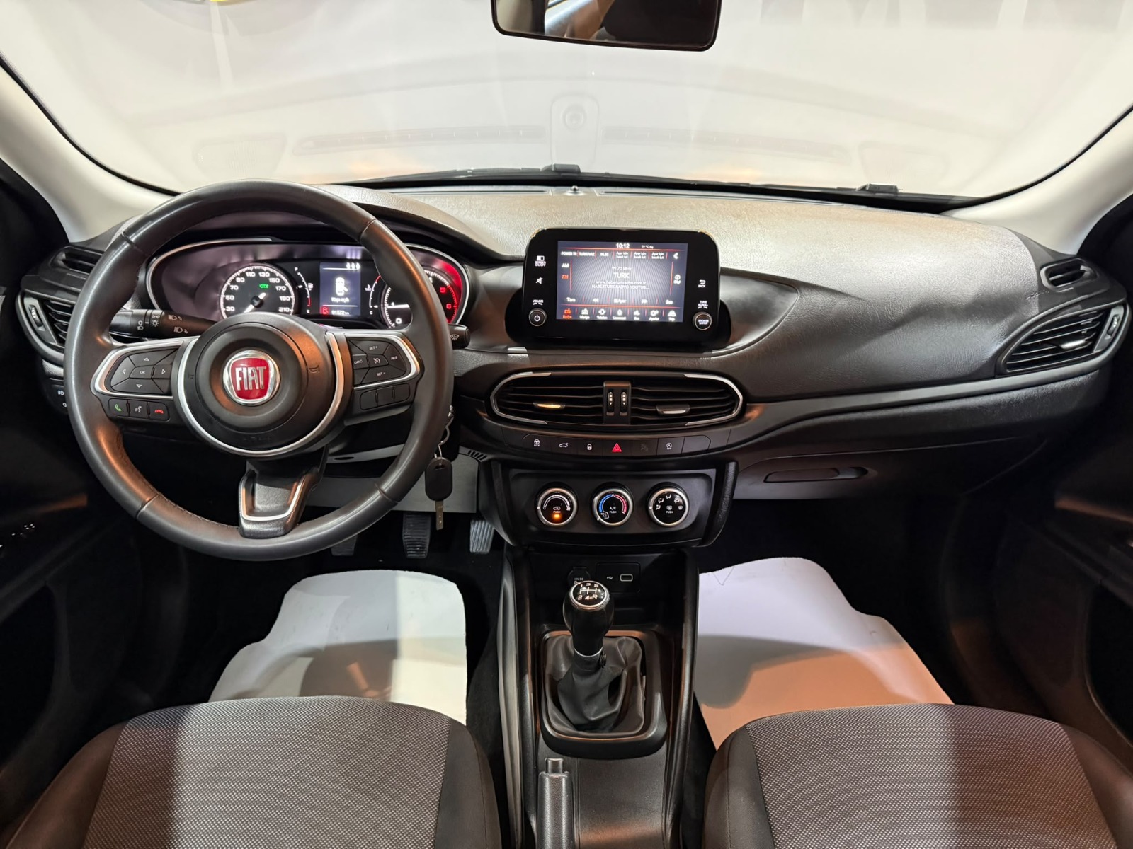 2023 Dizel Manuel Fiat Egea Mavi Gürel Tasarım Aksesuar Otomotiv San. Tic. Ltd. Şti.