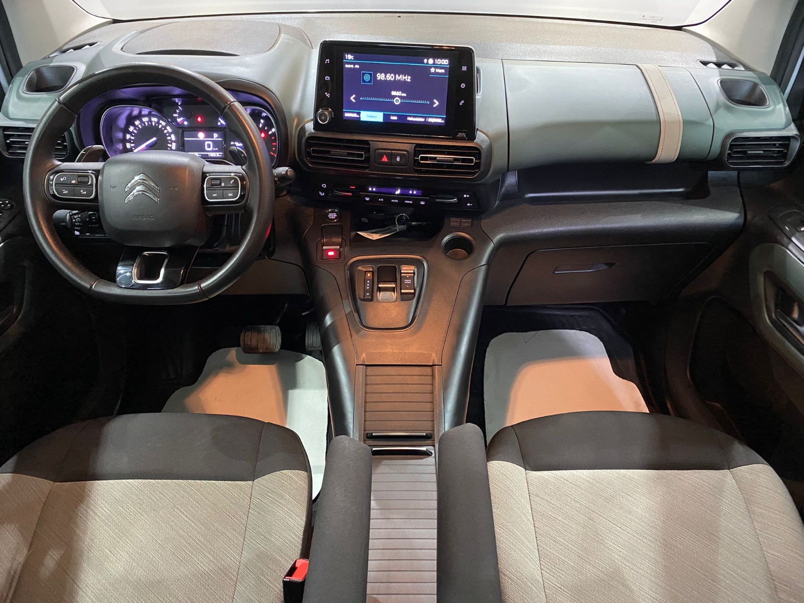 2024 Dizel Otomatik Citroen Berlingo Gri Gürel Tasarım Aksesuar Otomotiv San. Tic. Ltd. Şti.