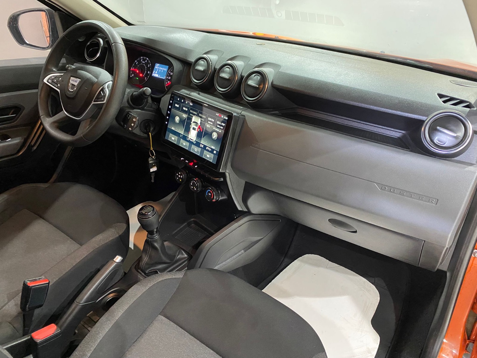 2022 Benzin + LPG Manuel Dacia Duster Turuncu Gürel Tasarım Aksesuar Otomotiv San. Tic. Ltd. Şti.