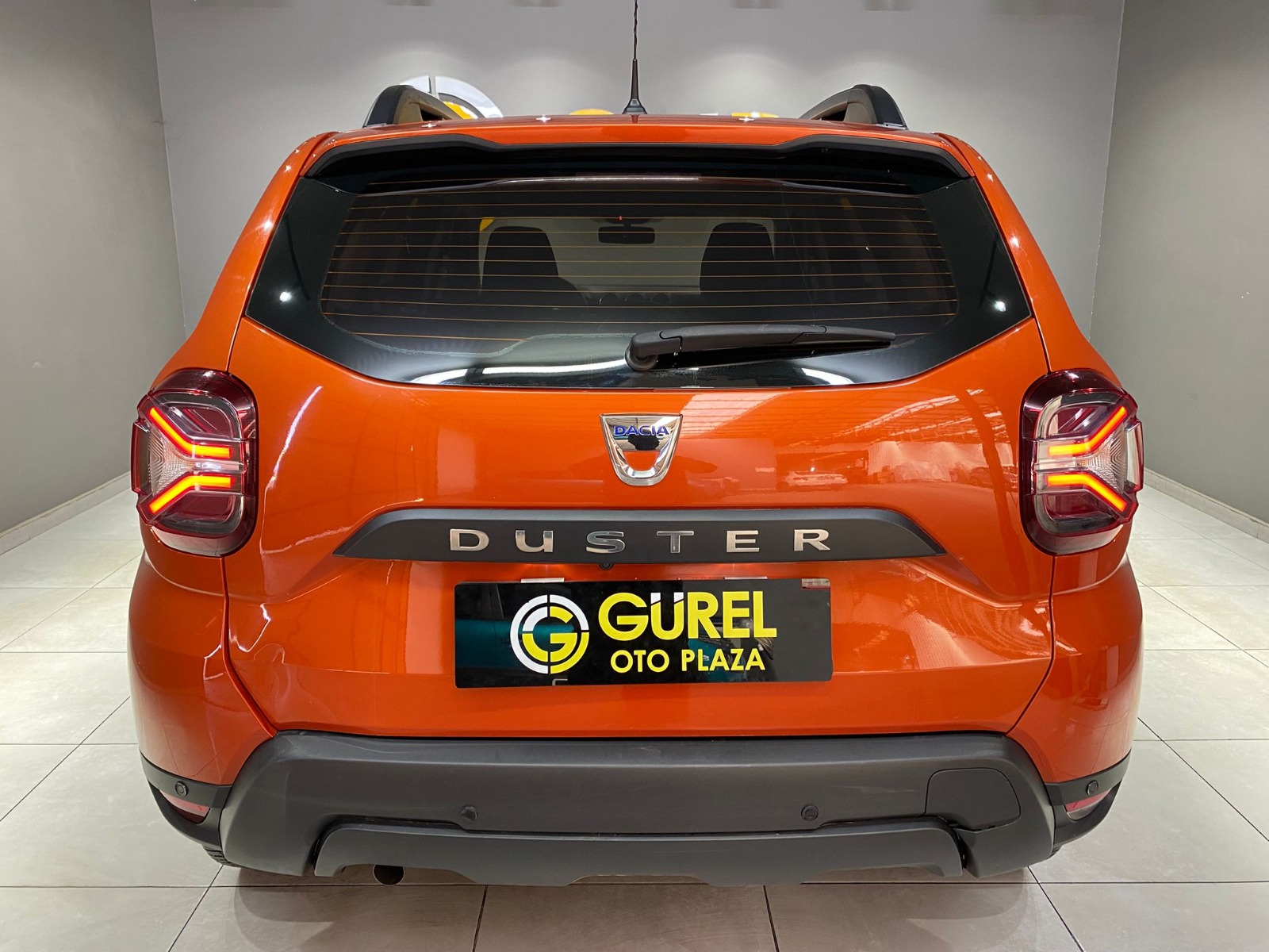 2022 Benzin + LPG Manuel Dacia Duster Turuncu Gürel Tasarım Aksesuar Otomotiv San. Tic. Ltd. Şti.