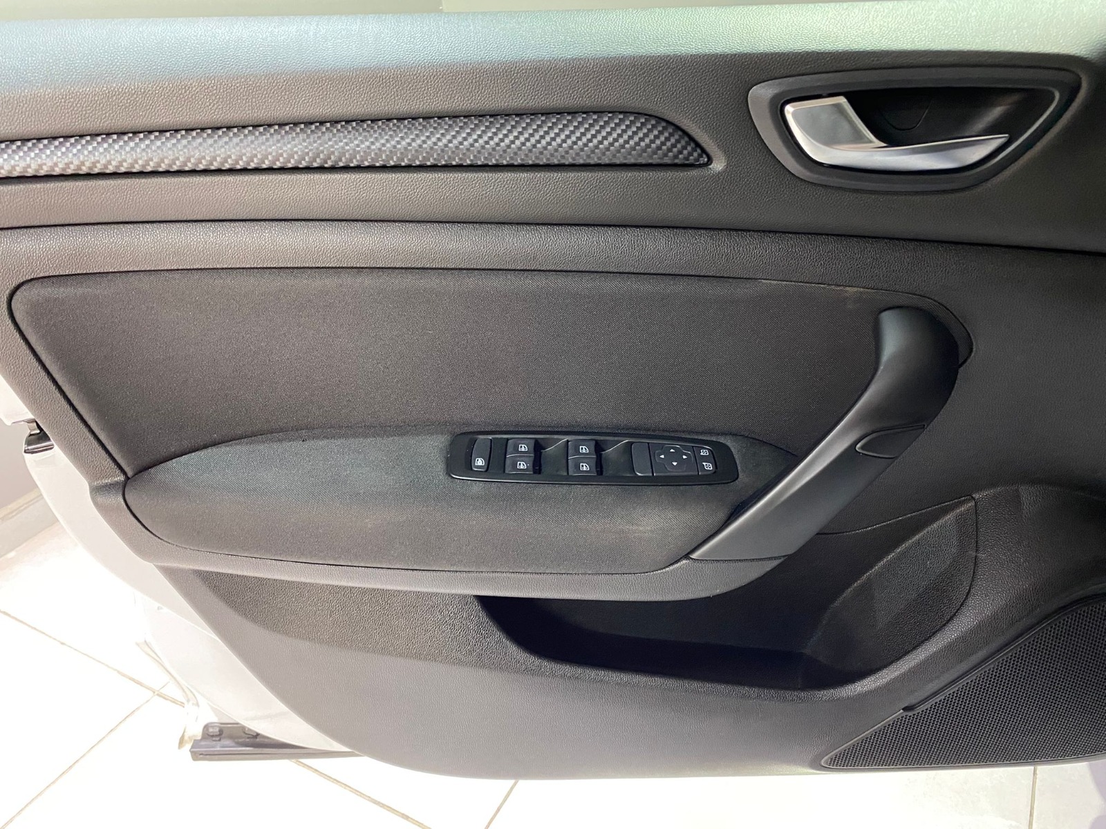 2021 Benzin Otomatik Renault Megane Beyaz Gürel Tasarım Aksesuar Otomotiv San. Tic. Ltd. Şti.