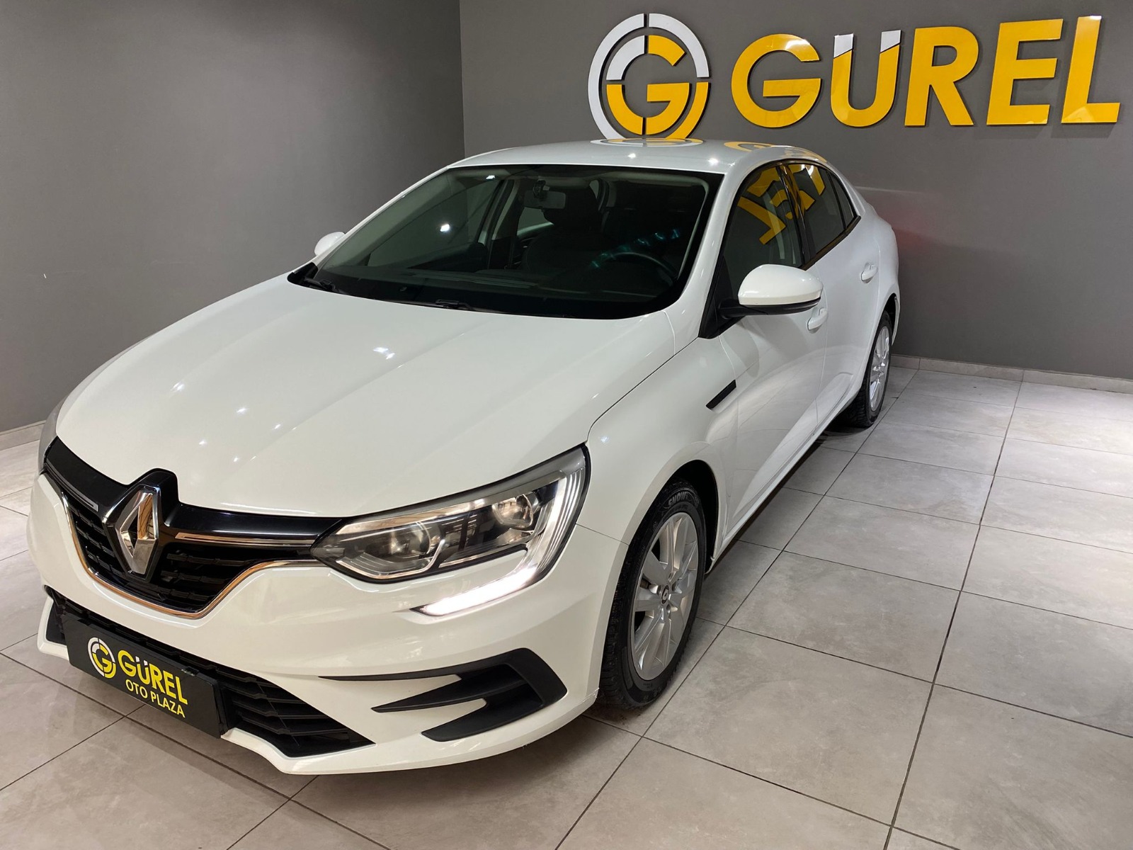 2021 Benzin Otomatik Renault Megane Beyaz Gürel Tasarım Aksesuar Otomotiv San. Tic. Ltd. Şti.
