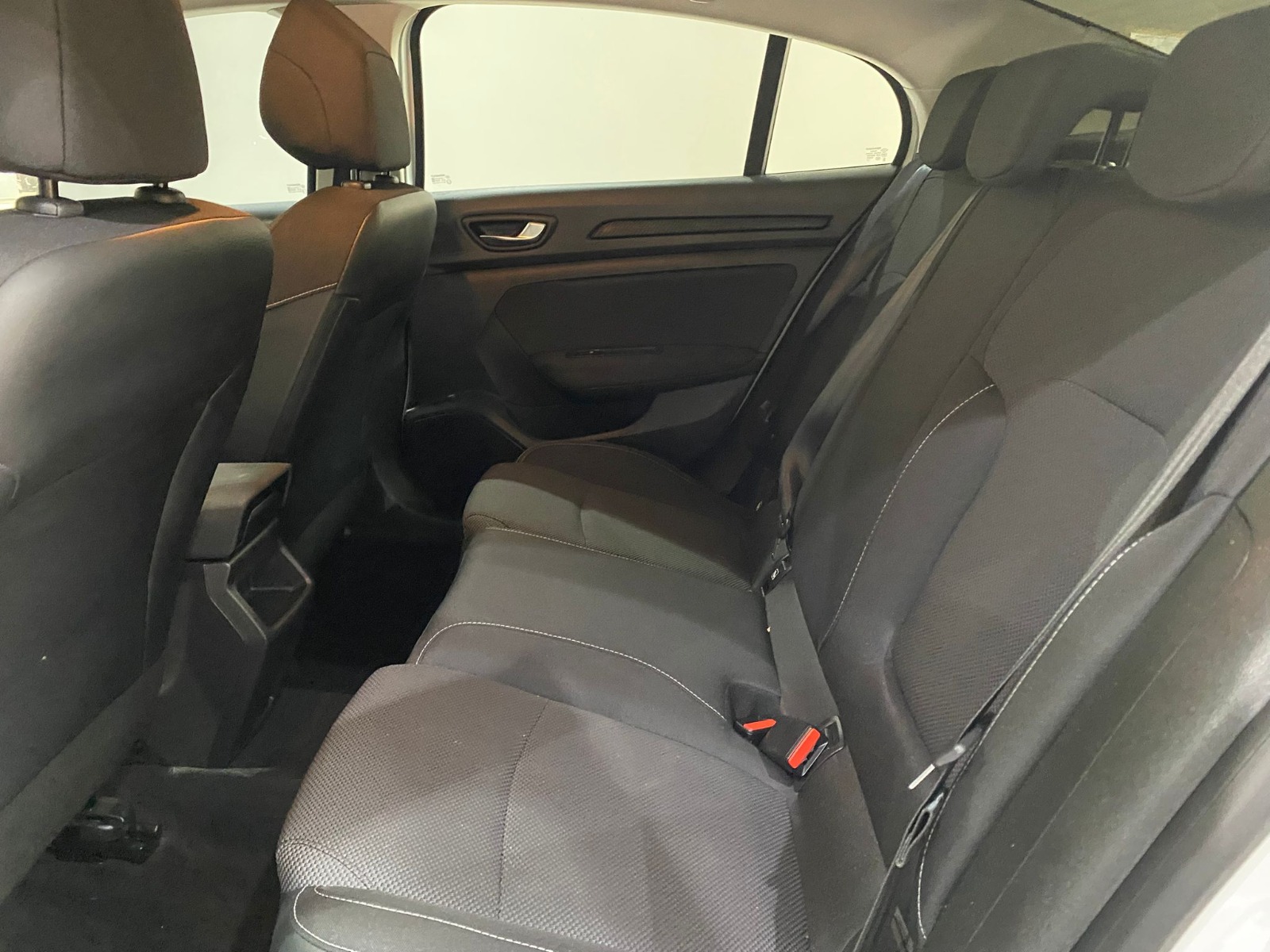 2021 Benzin Otomatik Renault Megane Beyaz Gürel Tasarım Aksesuar Otomotiv San. Tic. Ltd. Şti.