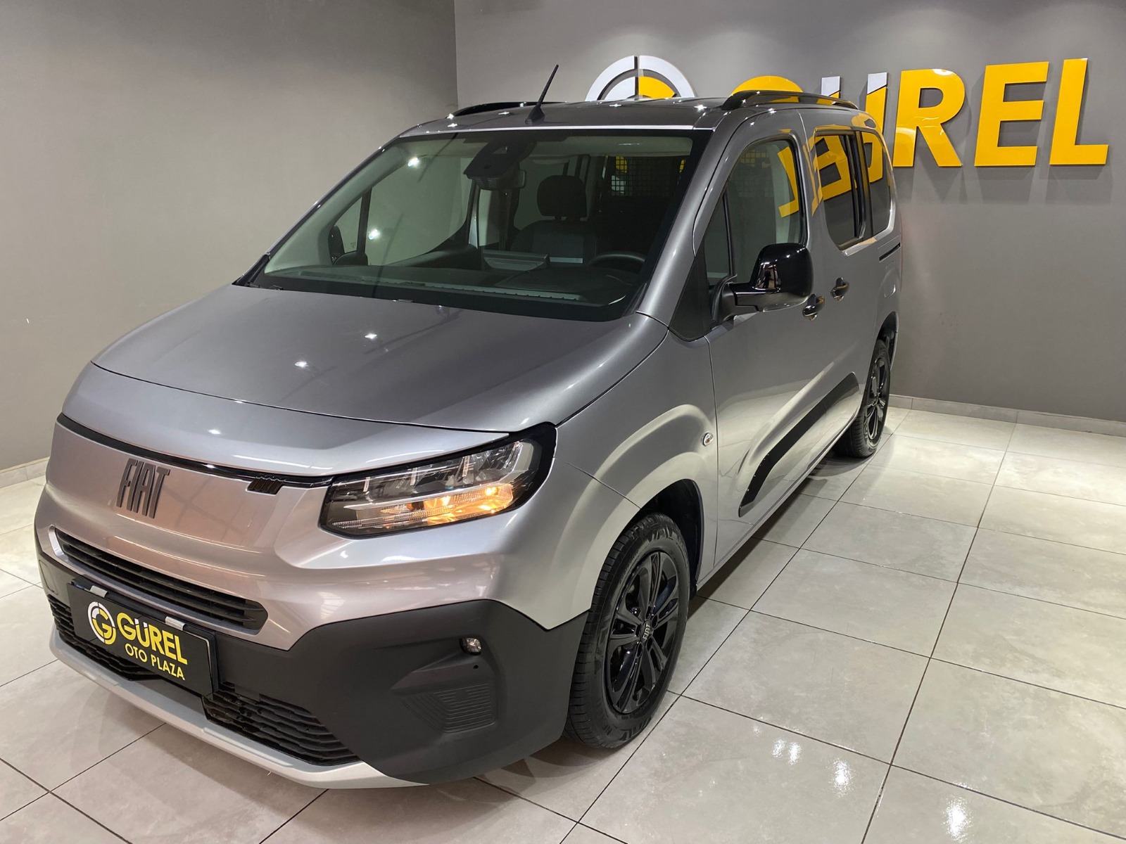 2025 Dizel Otomatik Fiat Doblo Combi Gri Gürel Tasarım Aksesuar Otomotiv San. Tic. Ltd. Şti.
