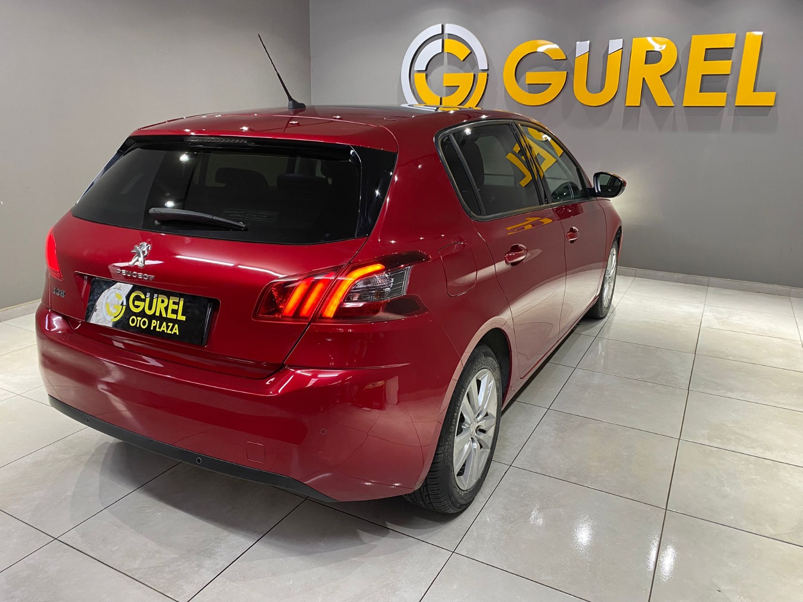 2021 Benzin Otomatik Peugeot 308 Kırmızı Gürel Tasarım Aksesuar Otomotiv San. Tic. Ltd. Şti.
