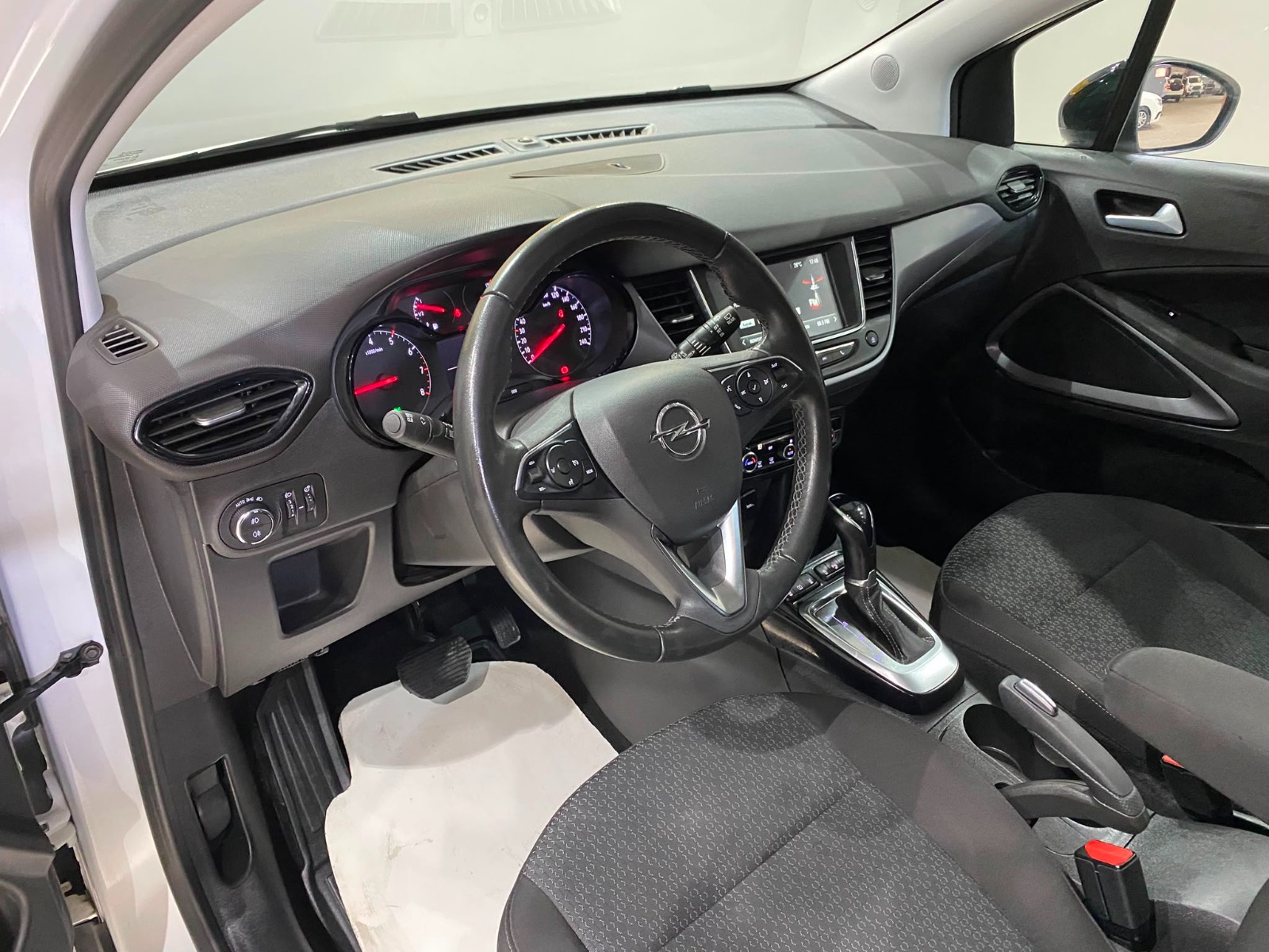 2024 Benzin Otomatik Opel Crossland Beyaz Gürel Tasarım Aksesuar Otomotiv San. Tic. Ltd. Şti.