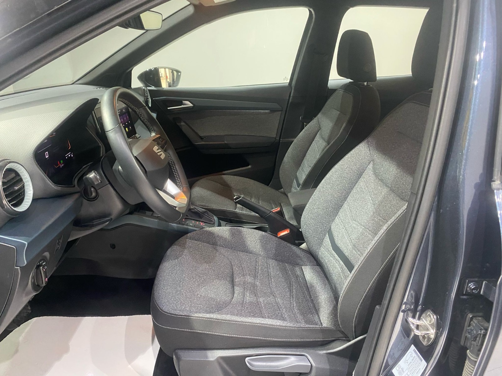 2024 Benzin Otomatik Seat Arona Gri Gürel Tasarım Aksesuar Otomotiv San. Tic. Ltd. Şti.