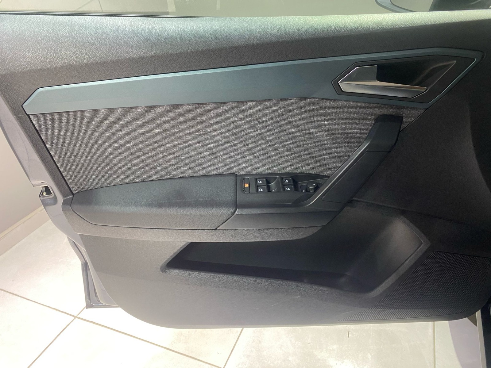 2024 Benzin Otomatik Seat Arona Gri Gürel Tasarım Aksesuar Otomotiv San. Tic. Ltd. Şti.