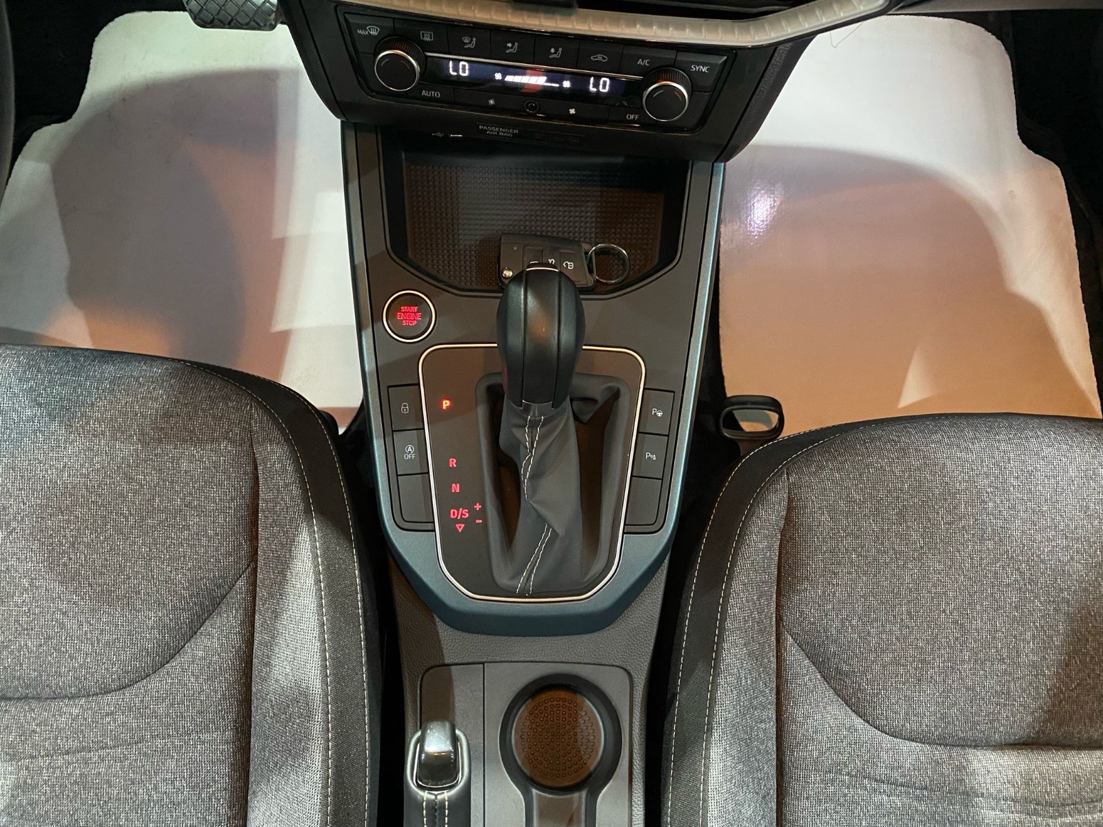 2024 Benzin Otomatik Seat Arona Gri Gürel Tasarım Aksesuar Otomotiv San. Tic. Ltd. Şti.